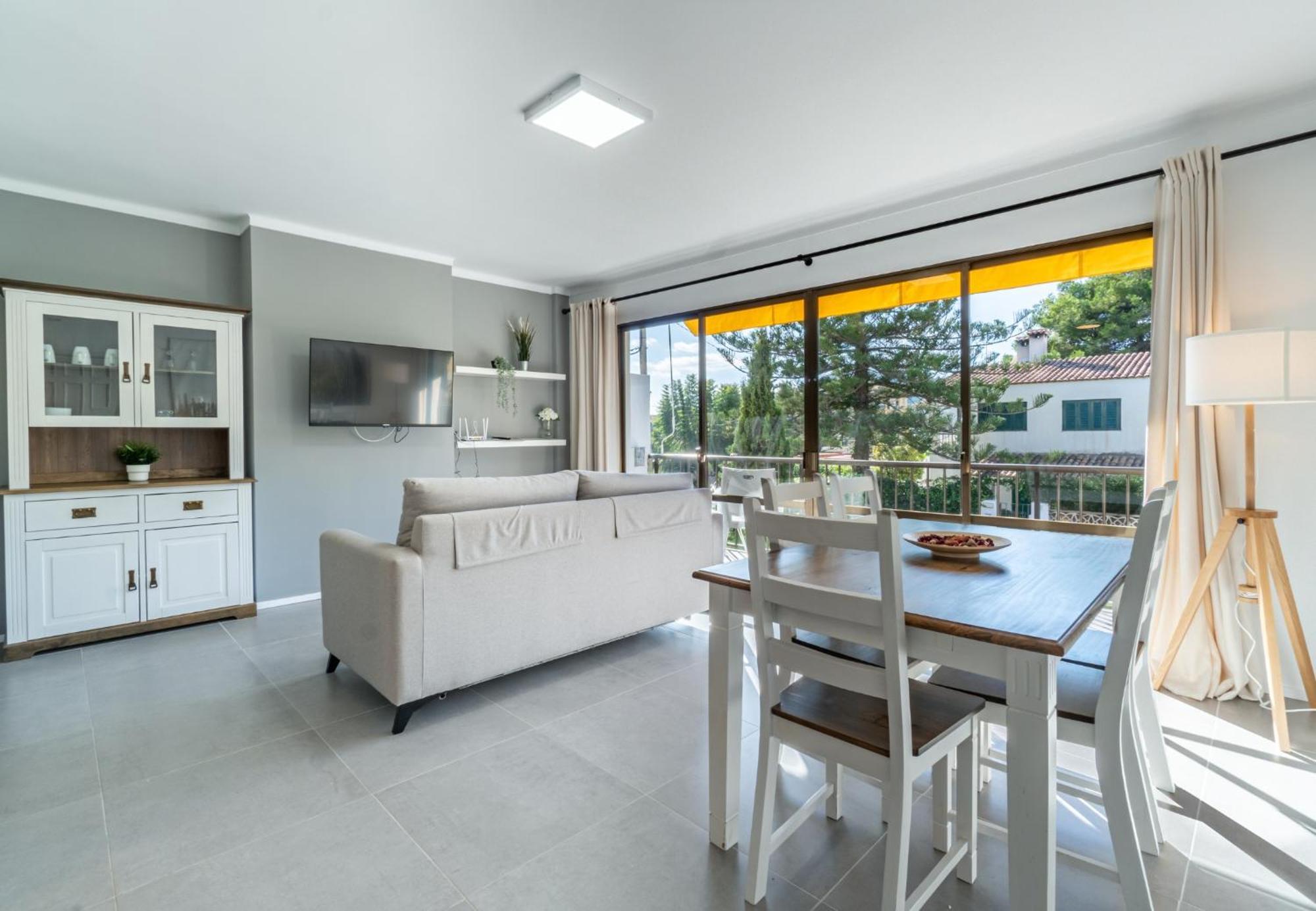 Ponent 7 Apartment