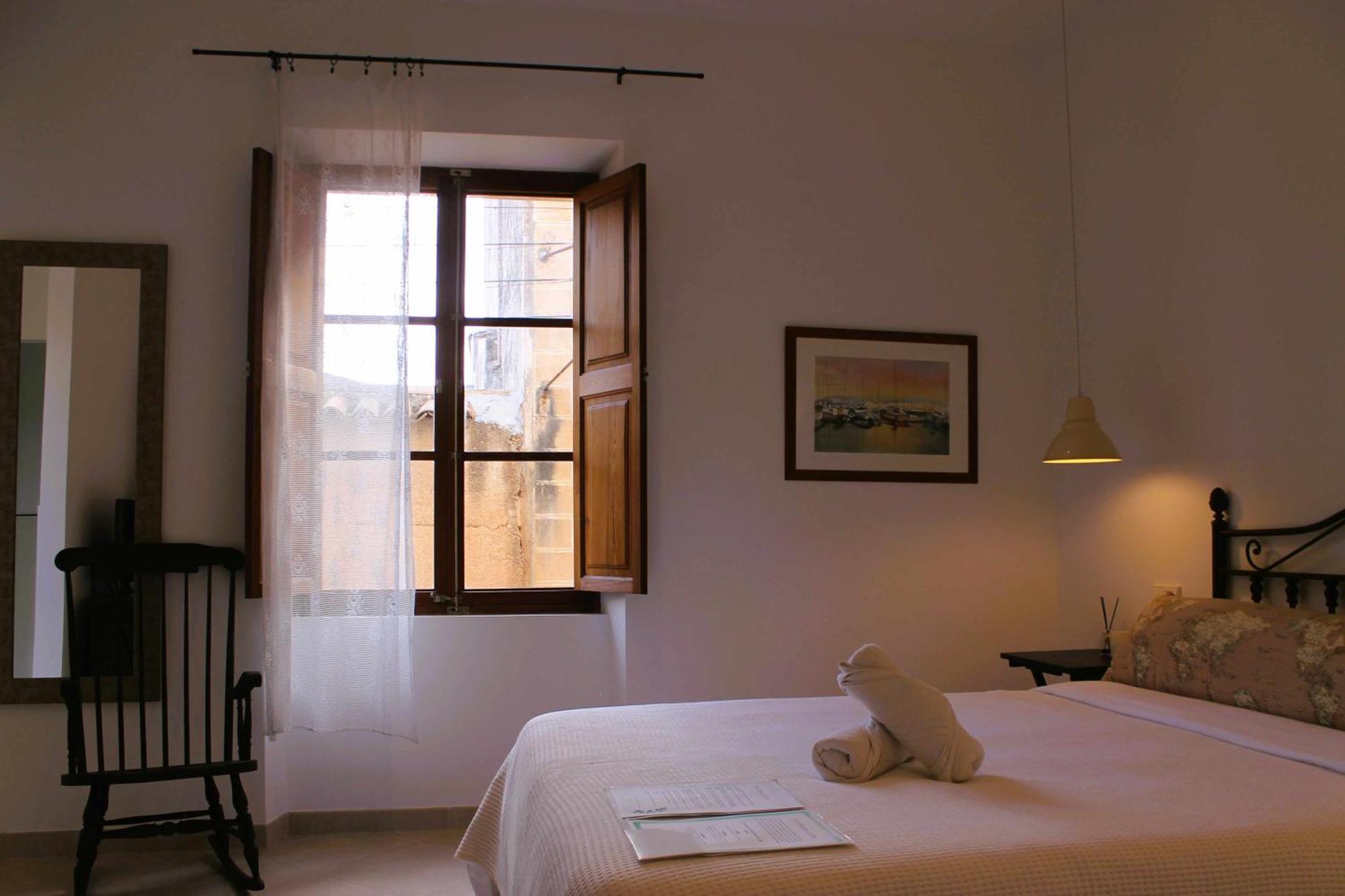Atrium Mallorca Bed and breakfast