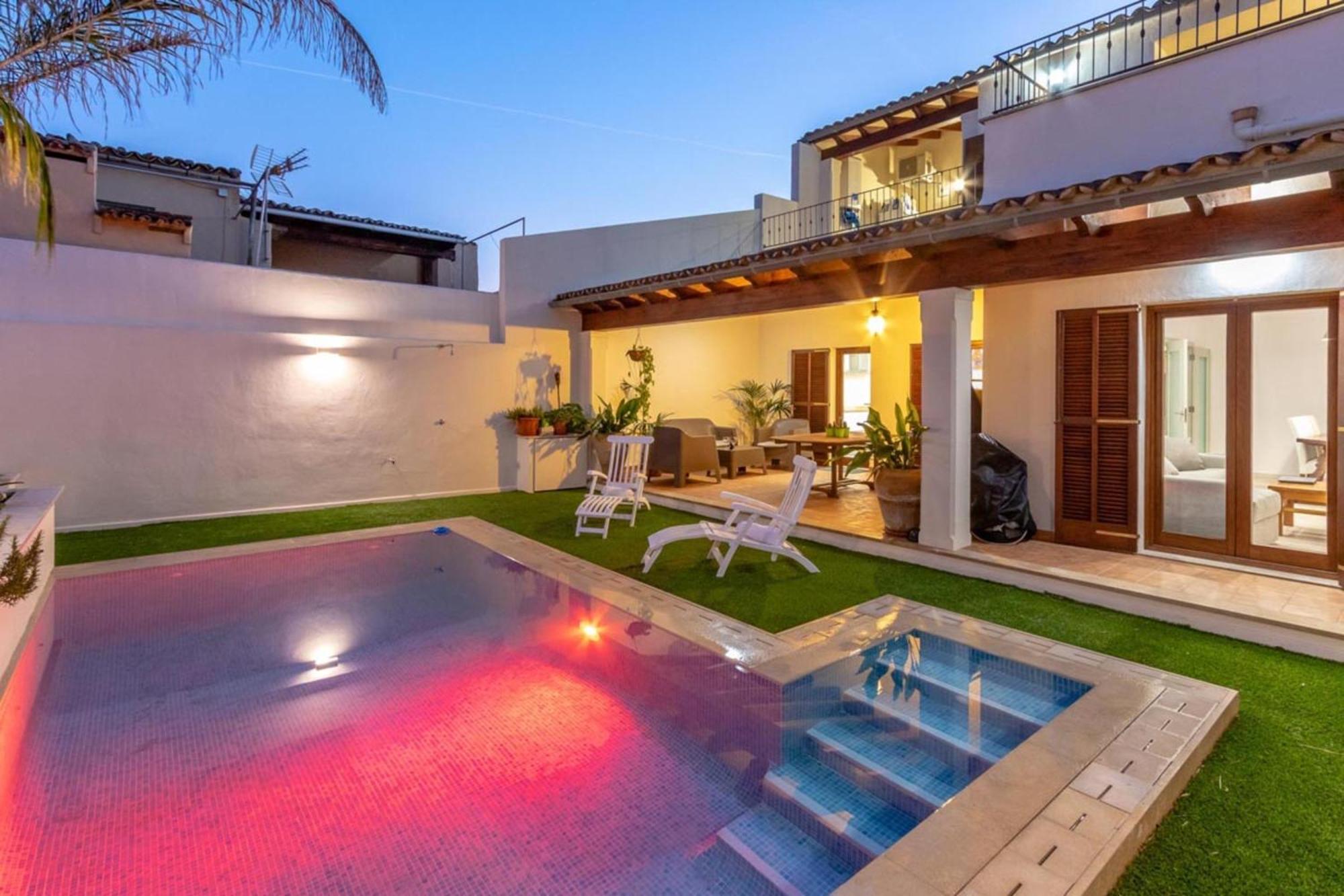 Beautiful Mallorca 3 Bedrooms Townhouse Memories Walking Distance To Town Square Private Pool Consell