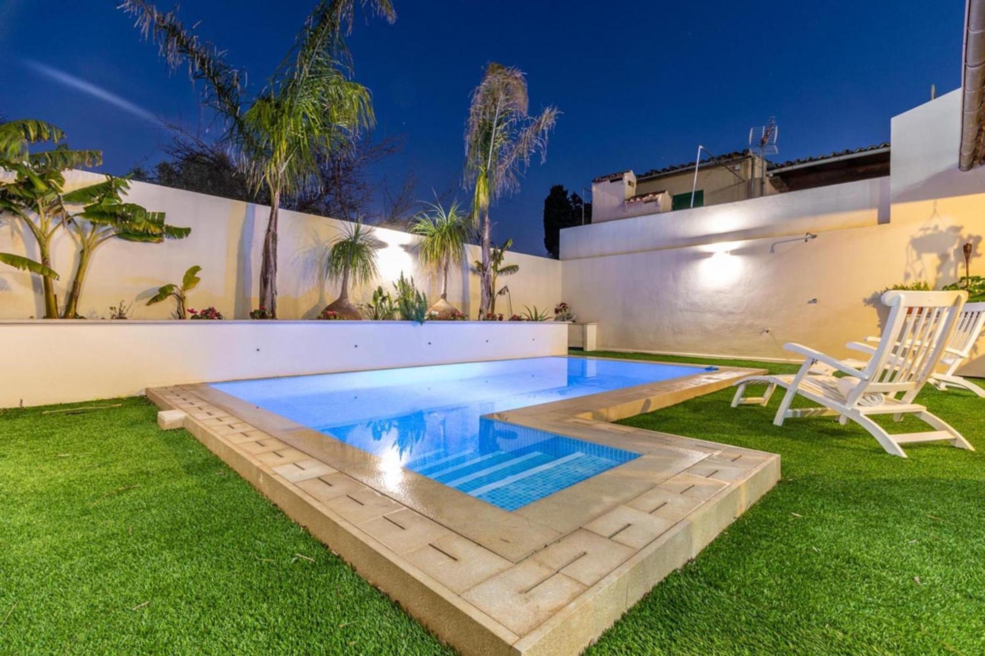Villa Beautiful Mallorca 3 Bedrooms Townhouse Memories Walking Distance To Town Square Private Pool Consell