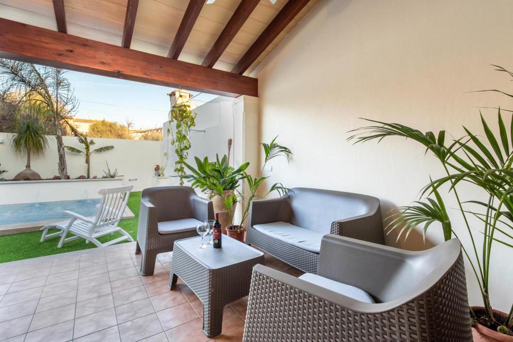 Villa Beautiful Mallorca 3 Bedrooms Townhouse Memories Walking Distance To Town Square Private Pool Consell