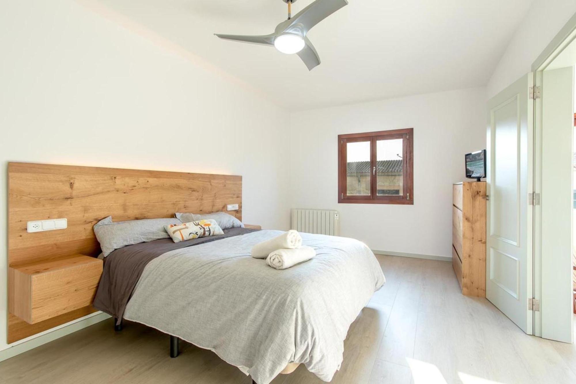 Villa Beautiful Mallorca 3 Bedrooms Townhouse Memories Walking Distance To Town Square Private Pool
