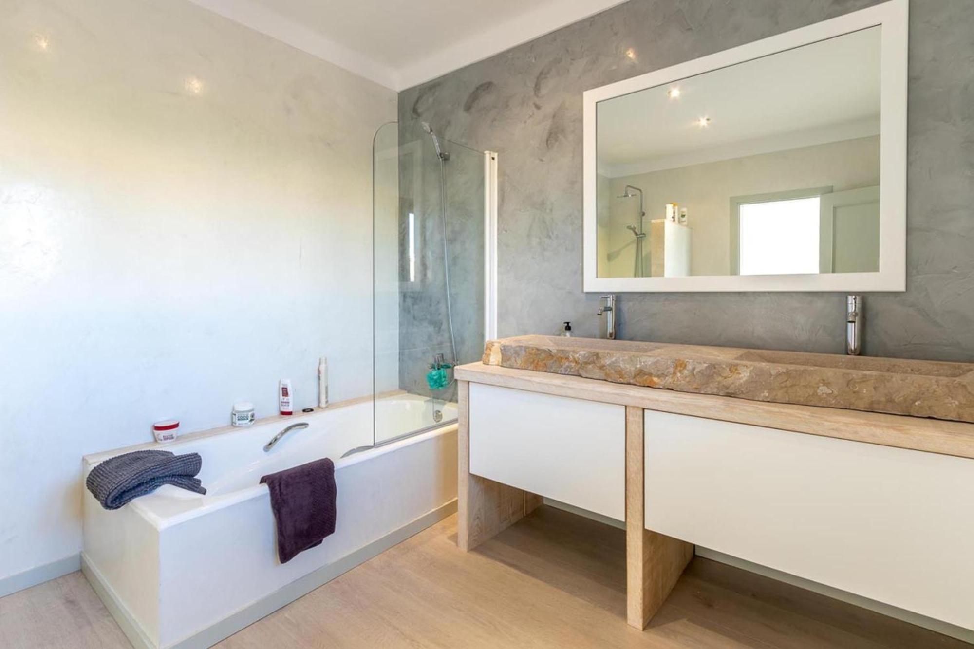 Villa Beautiful Mallorca 3 Bedrooms Townhouse Memories Walking Distance To Town Square Private Pool *