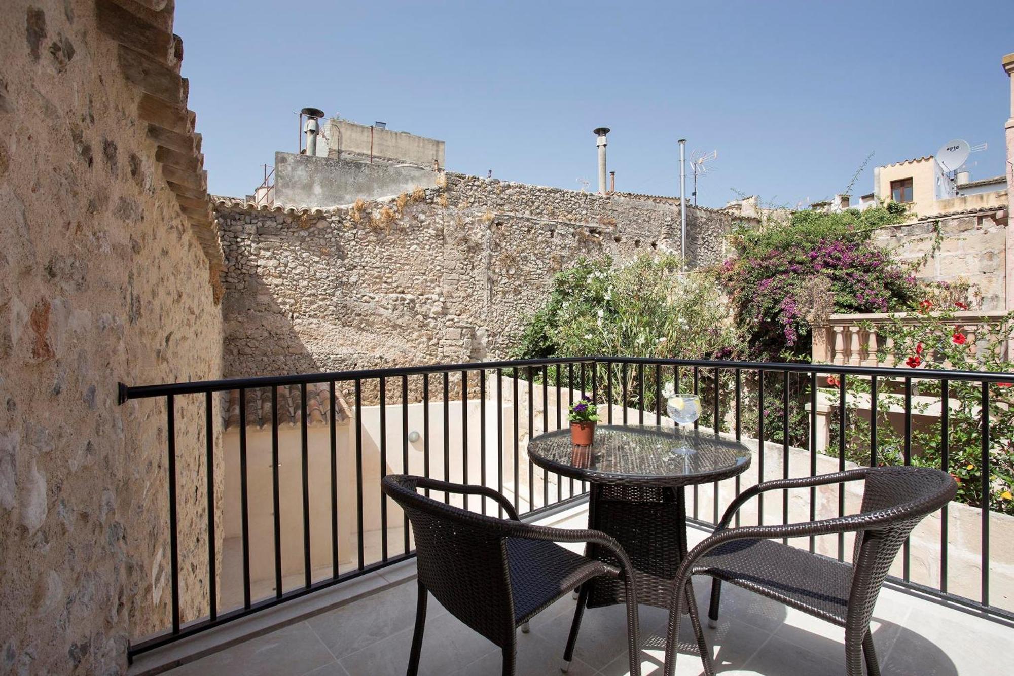 Villa Mesmerizing Mallorca 4 Bedrooms Feelings Private Pool Close To Amenities *