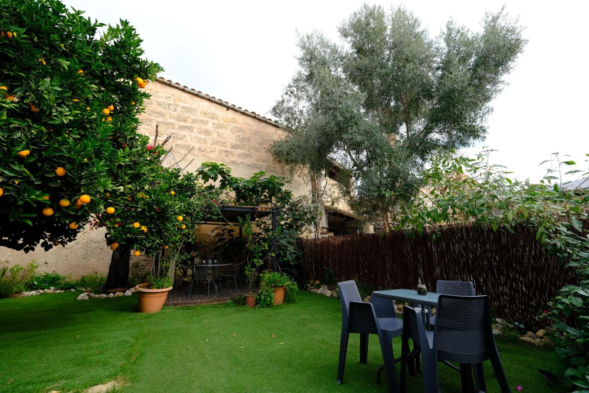 Bed & Breakfast Casa Guest House, For Mountain Lovers! Caimari