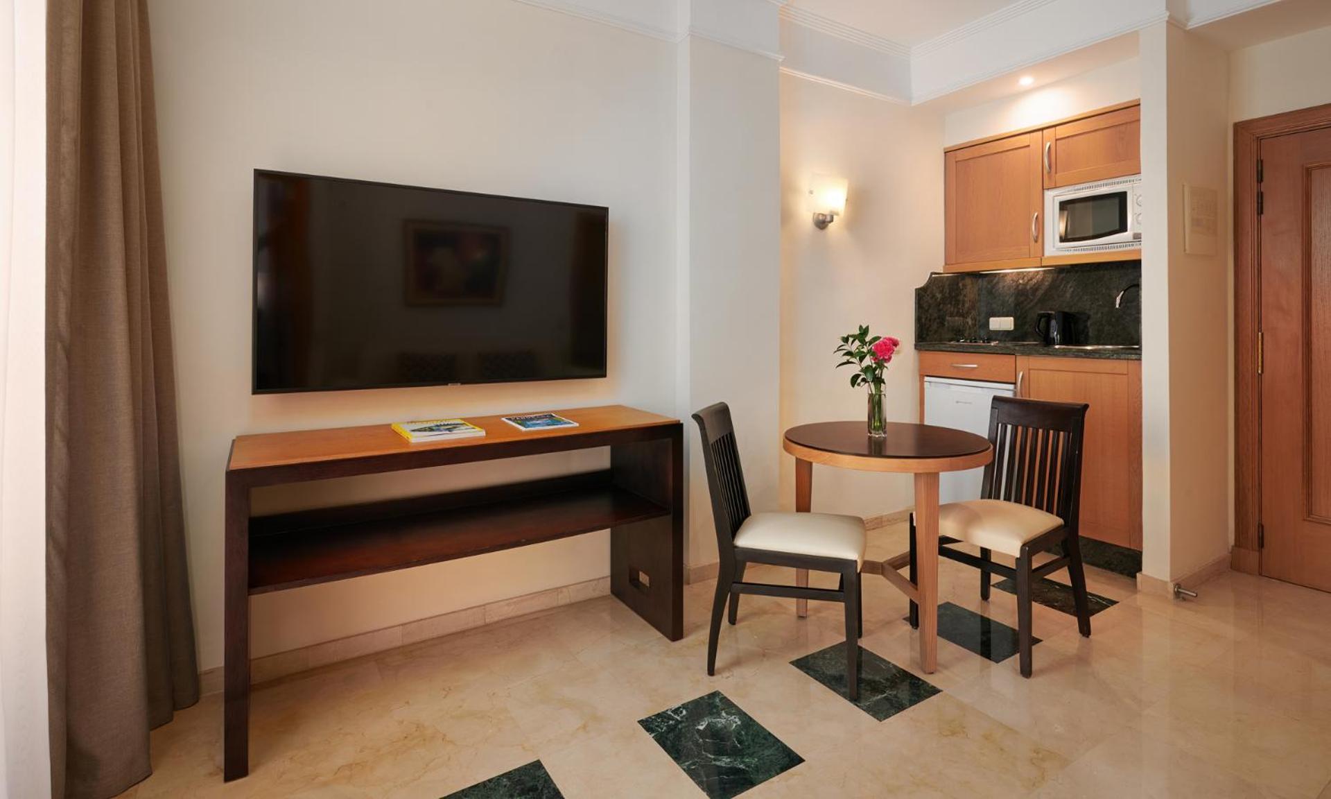 Grupotel Playa De Palma Suites&spa