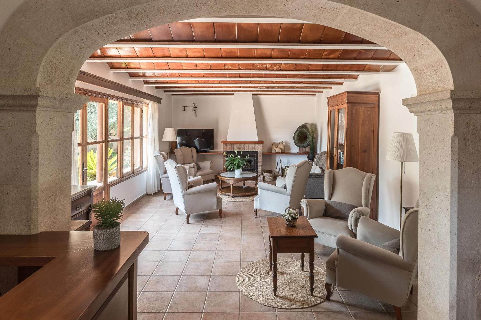 Es Torrent Country house