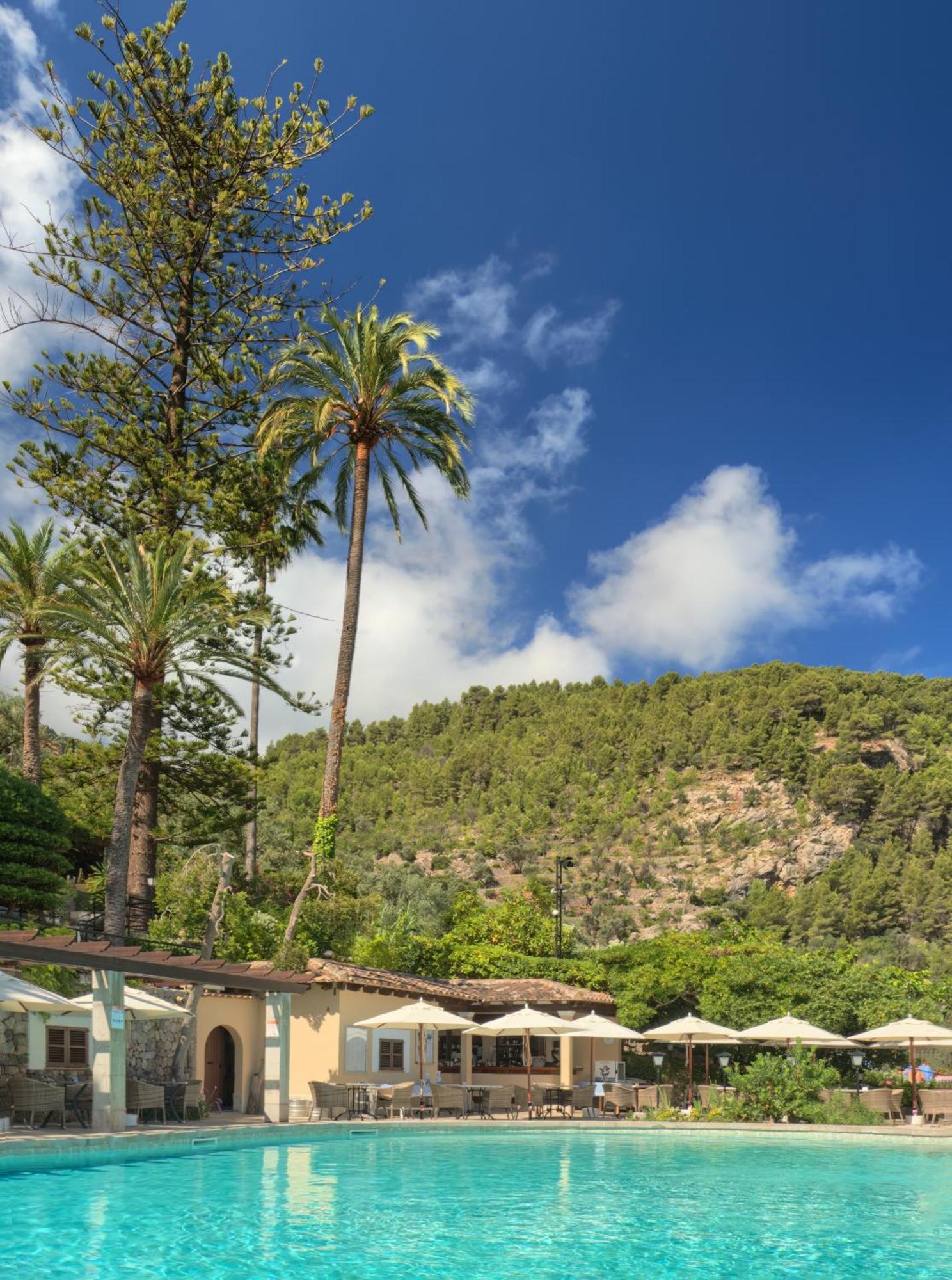 Es Moli Hotel
