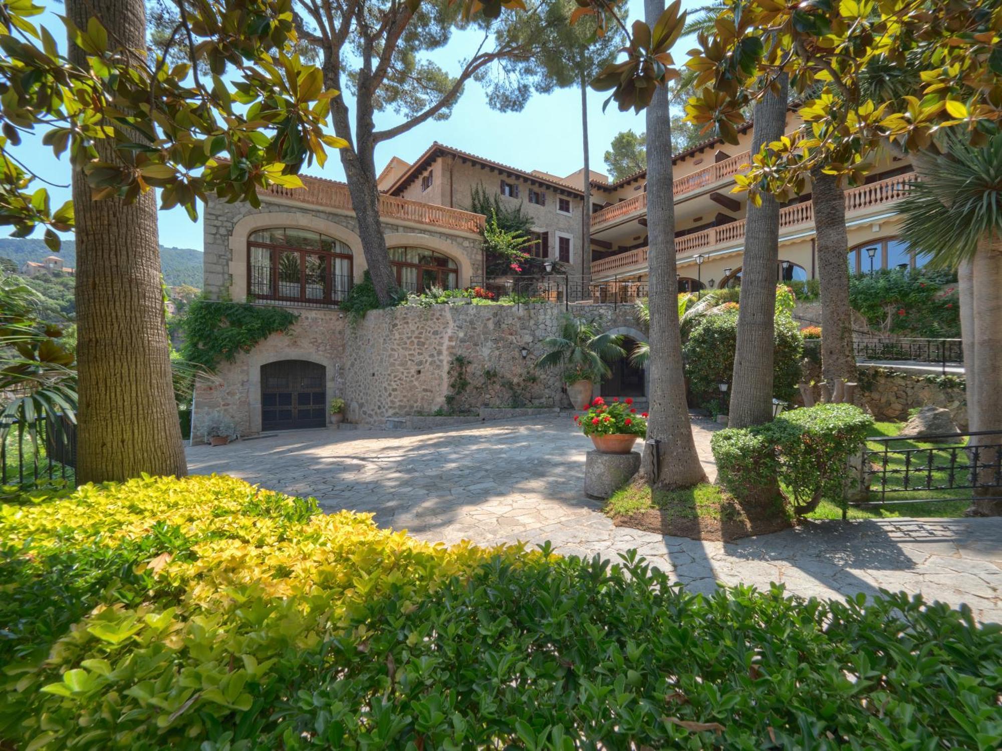 Es Moli Hotel