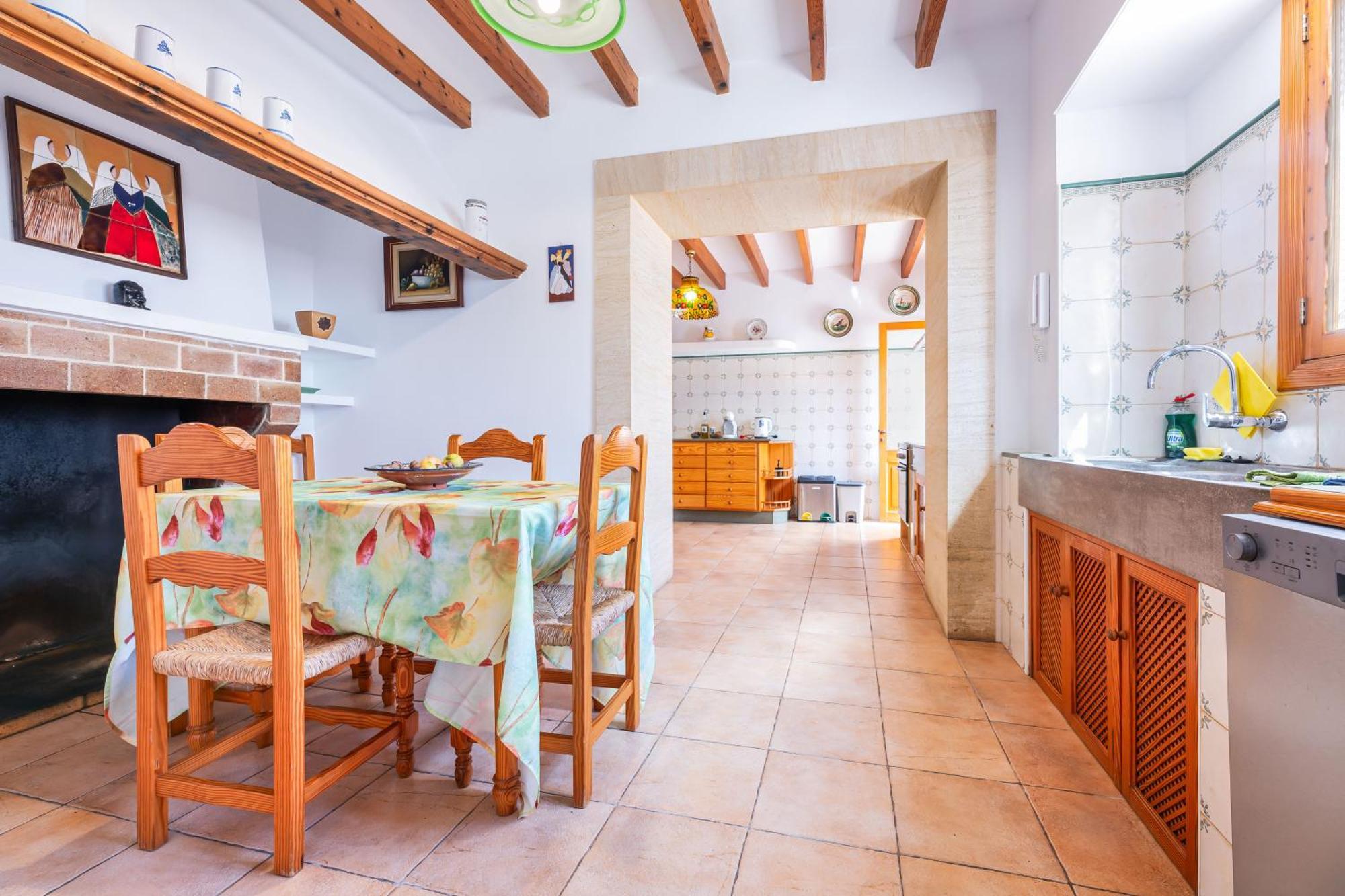 Villa Son Ramon Llull *