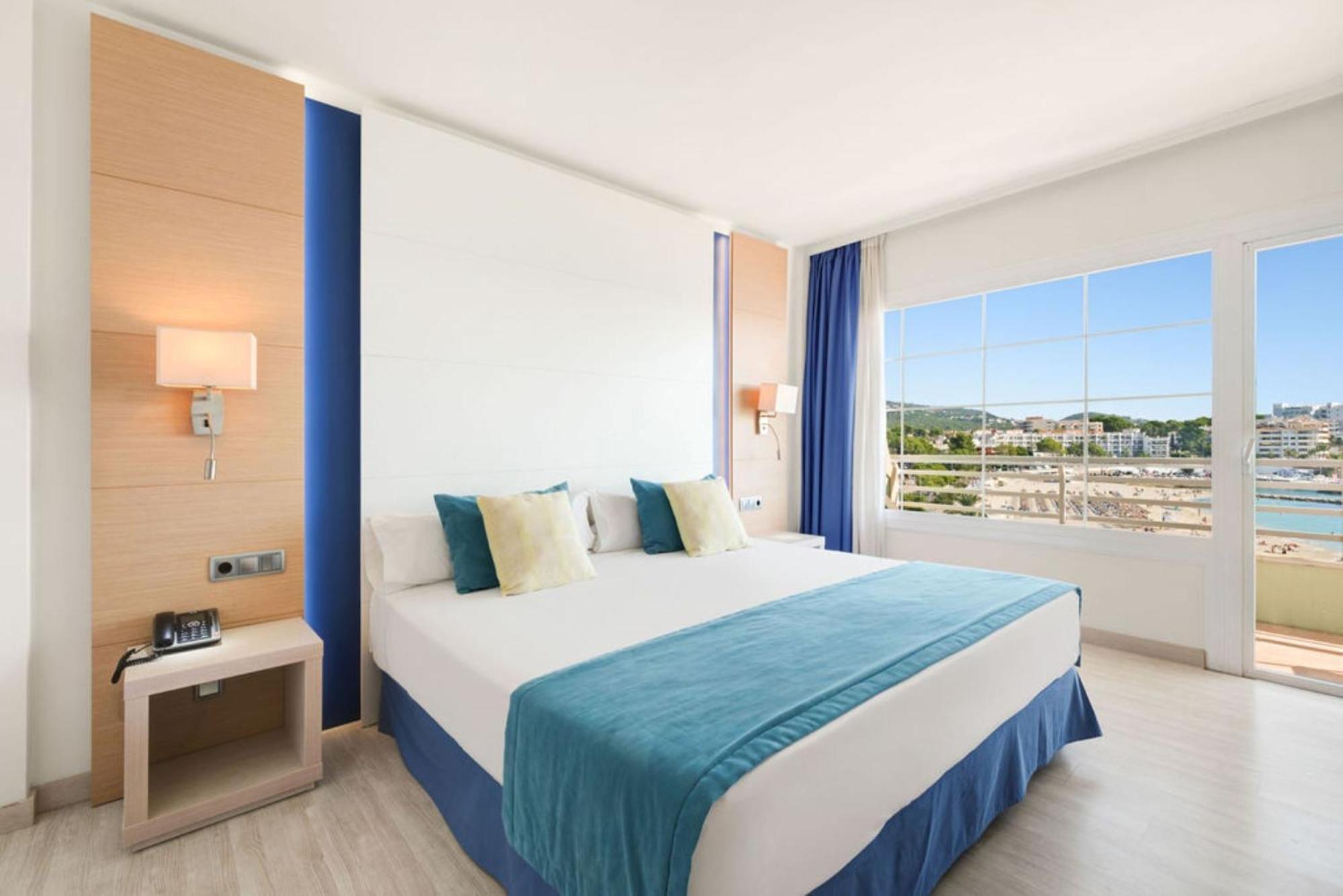 Agua Hotel