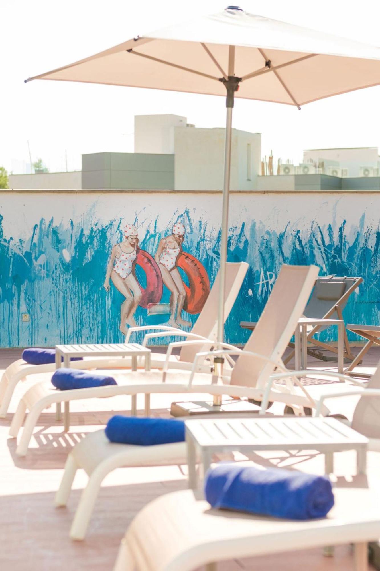 Agua Hotel