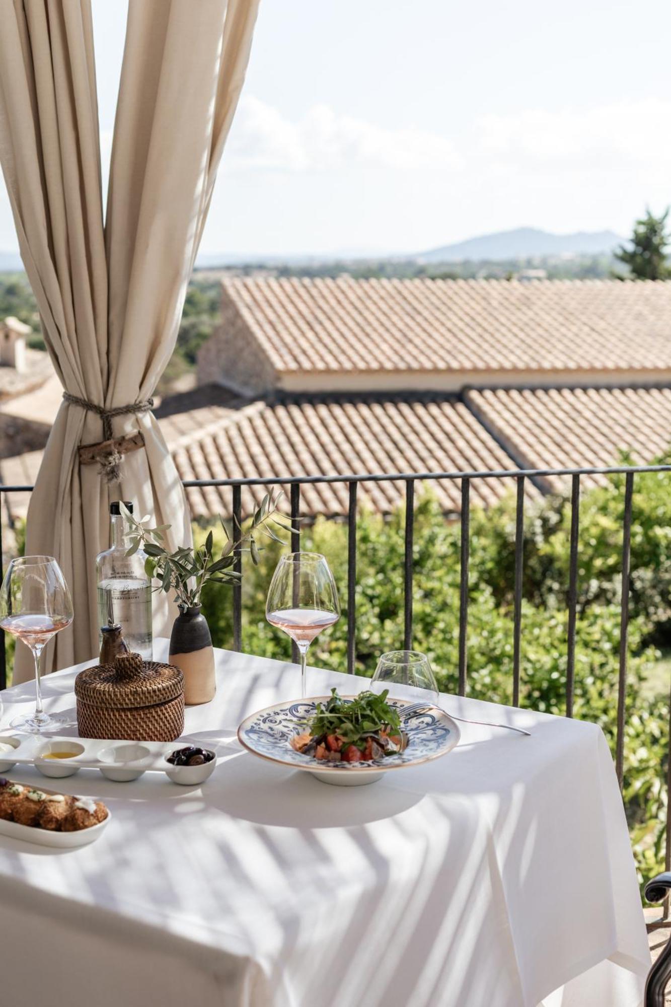 Hotel Ca'n Beneit 5*