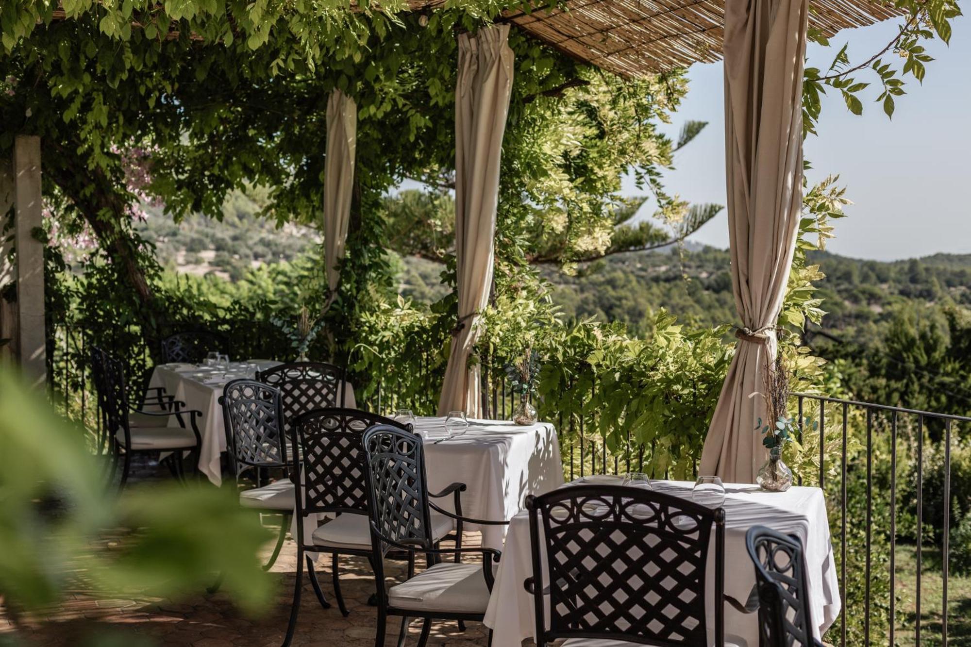 Hotel Ca'n Beneit 5*