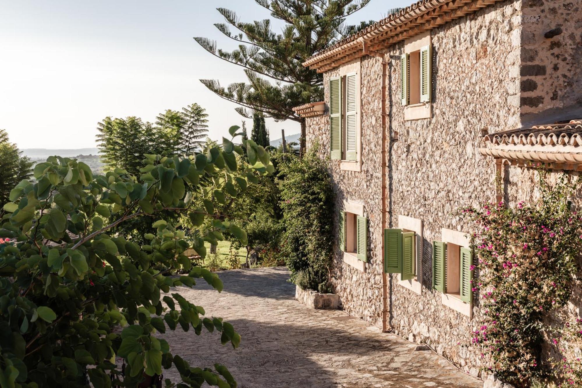 Hotel Ca'n Beneit 5*