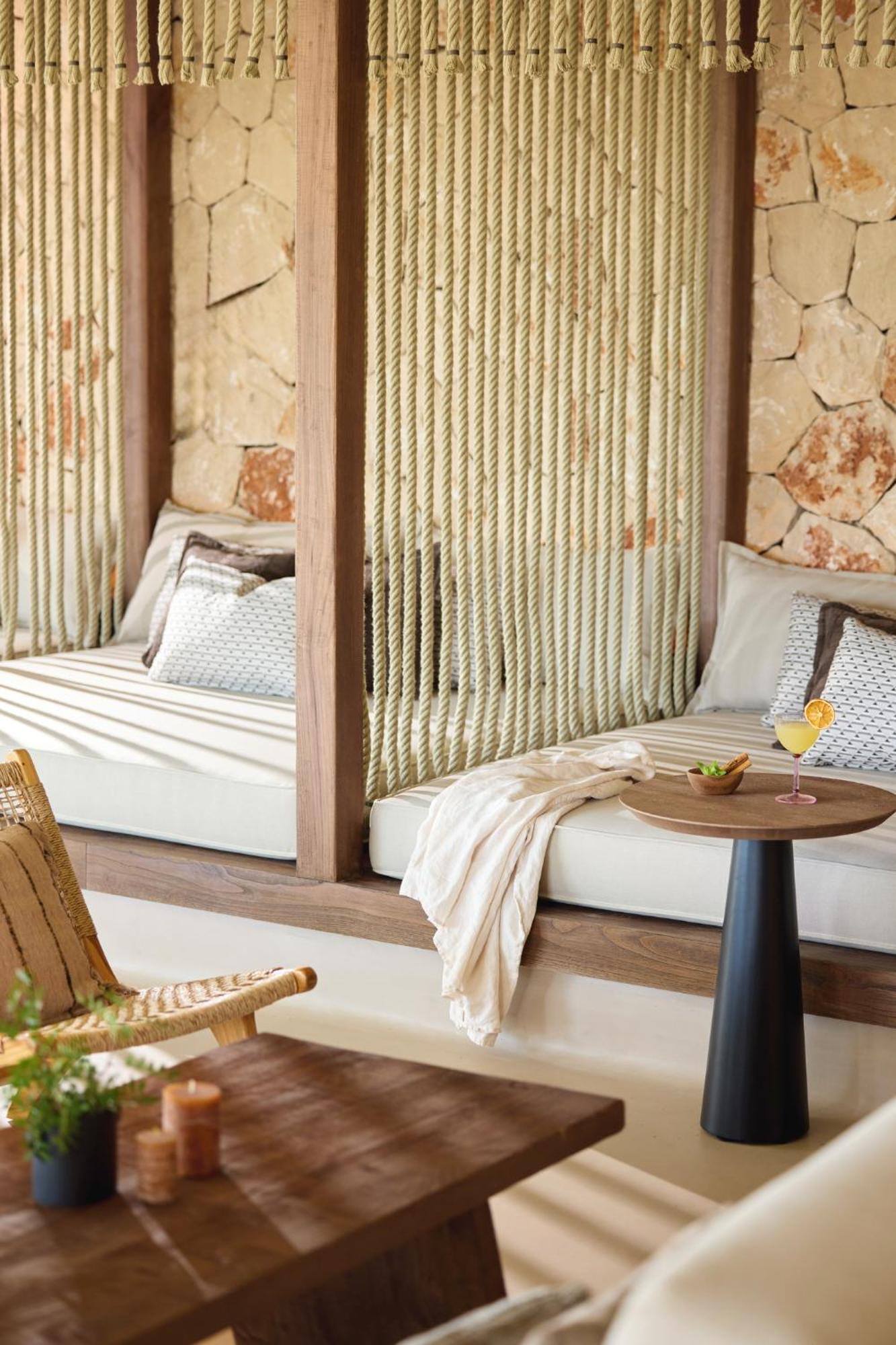 Resort Ikos Porto Petro