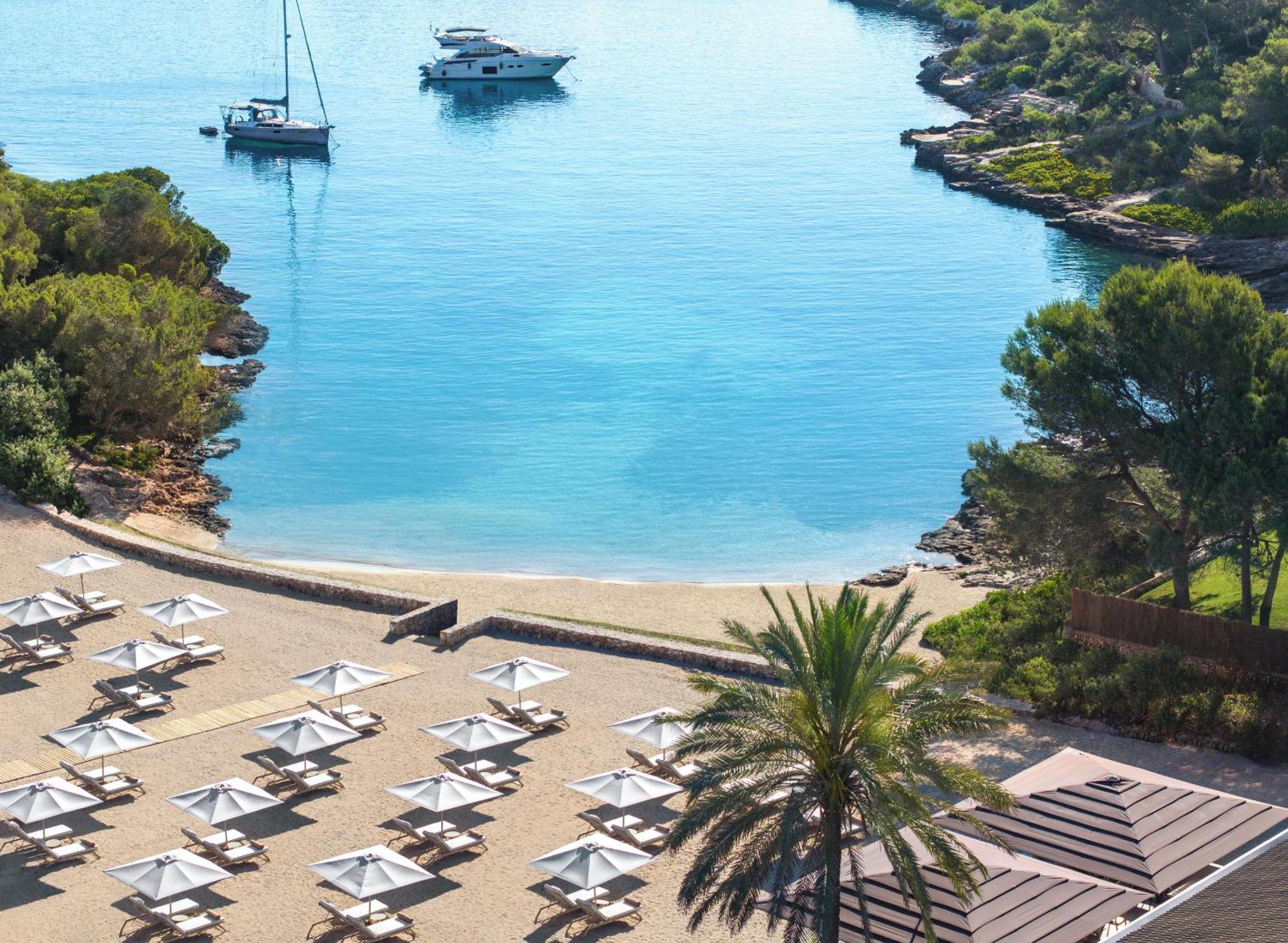 Resort Ikos Porto Petro