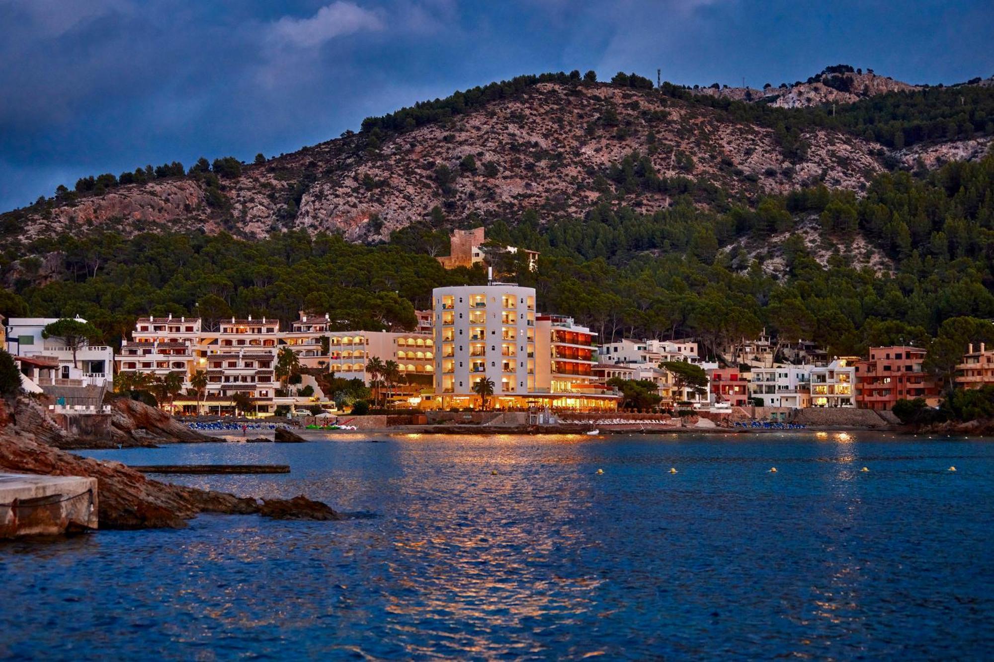 Hotel Universal Aquamarin Sant Elm