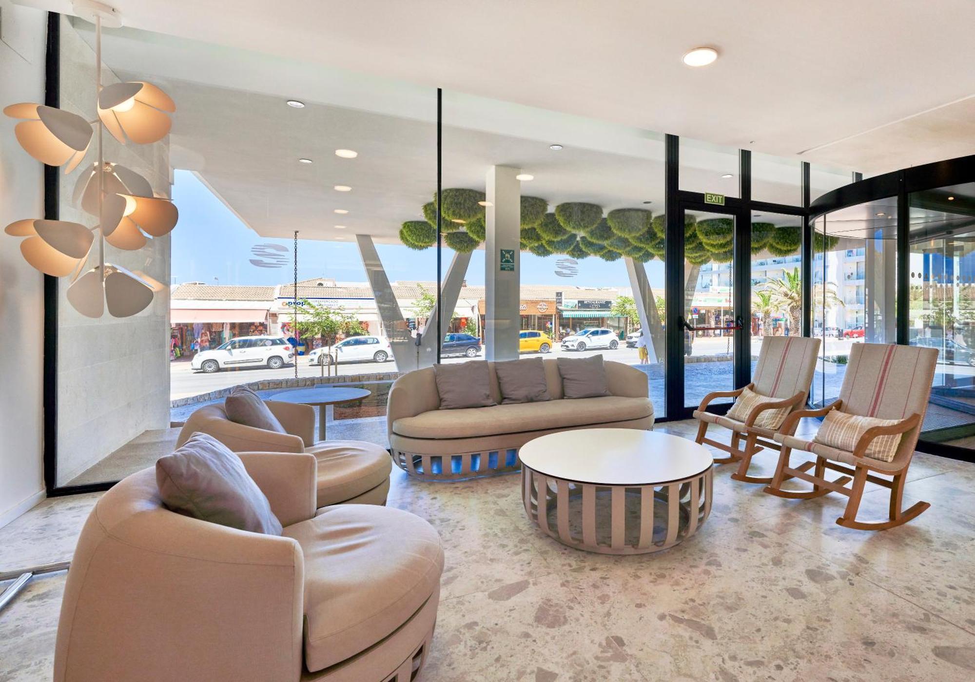 Hotel&spa S'entrador Playa Hotel 4*