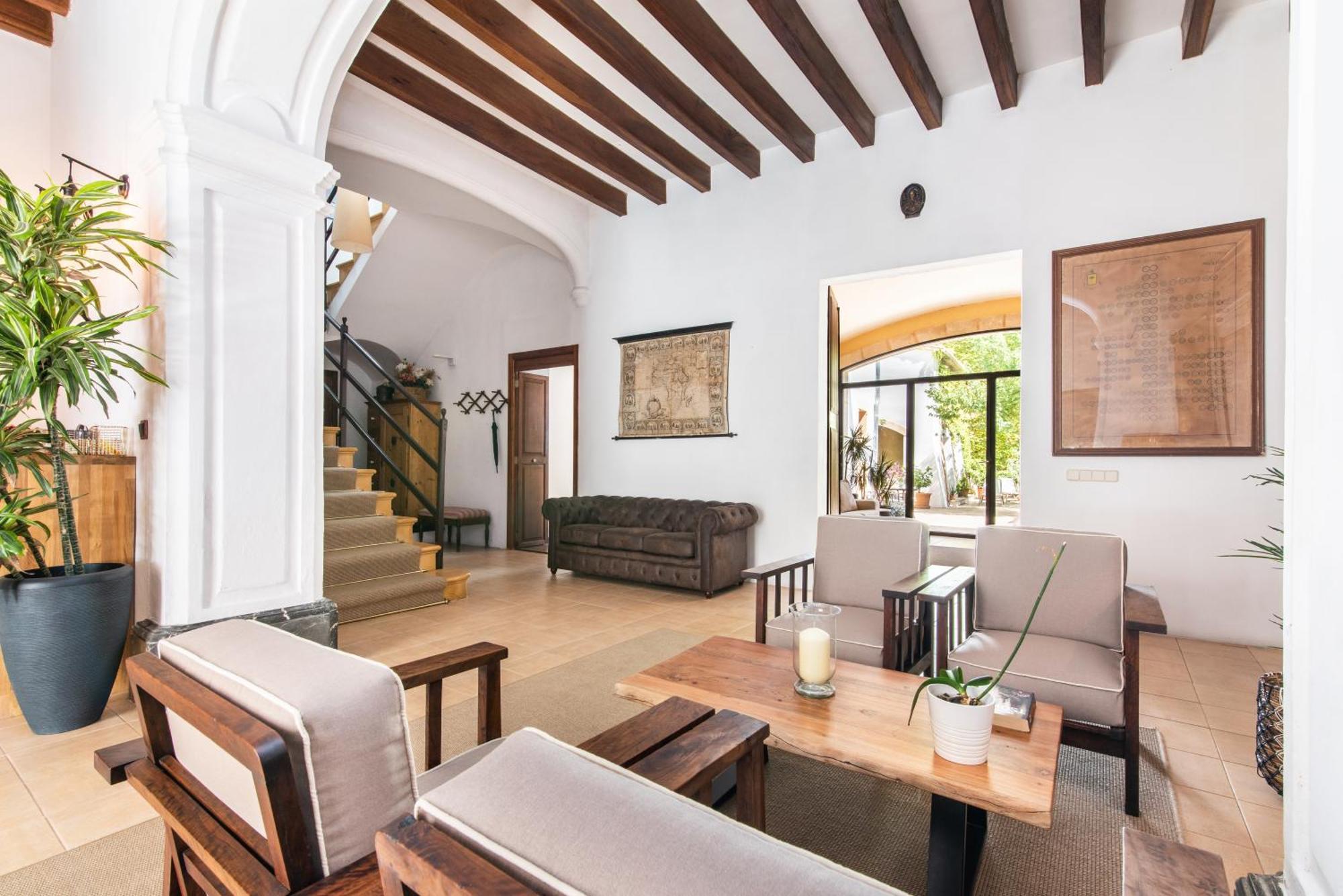 Hotel Moragues