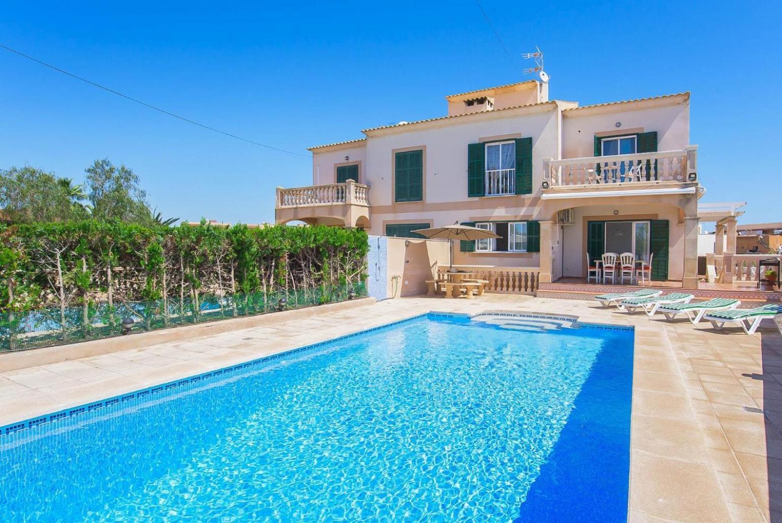Villa Alicia *