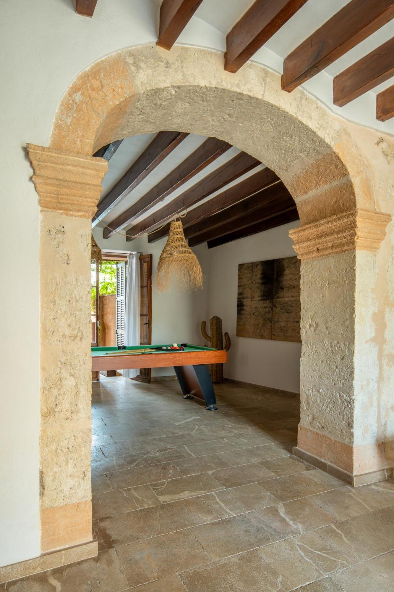 Joan Capo - Adults Only Sineu (Mallorca)