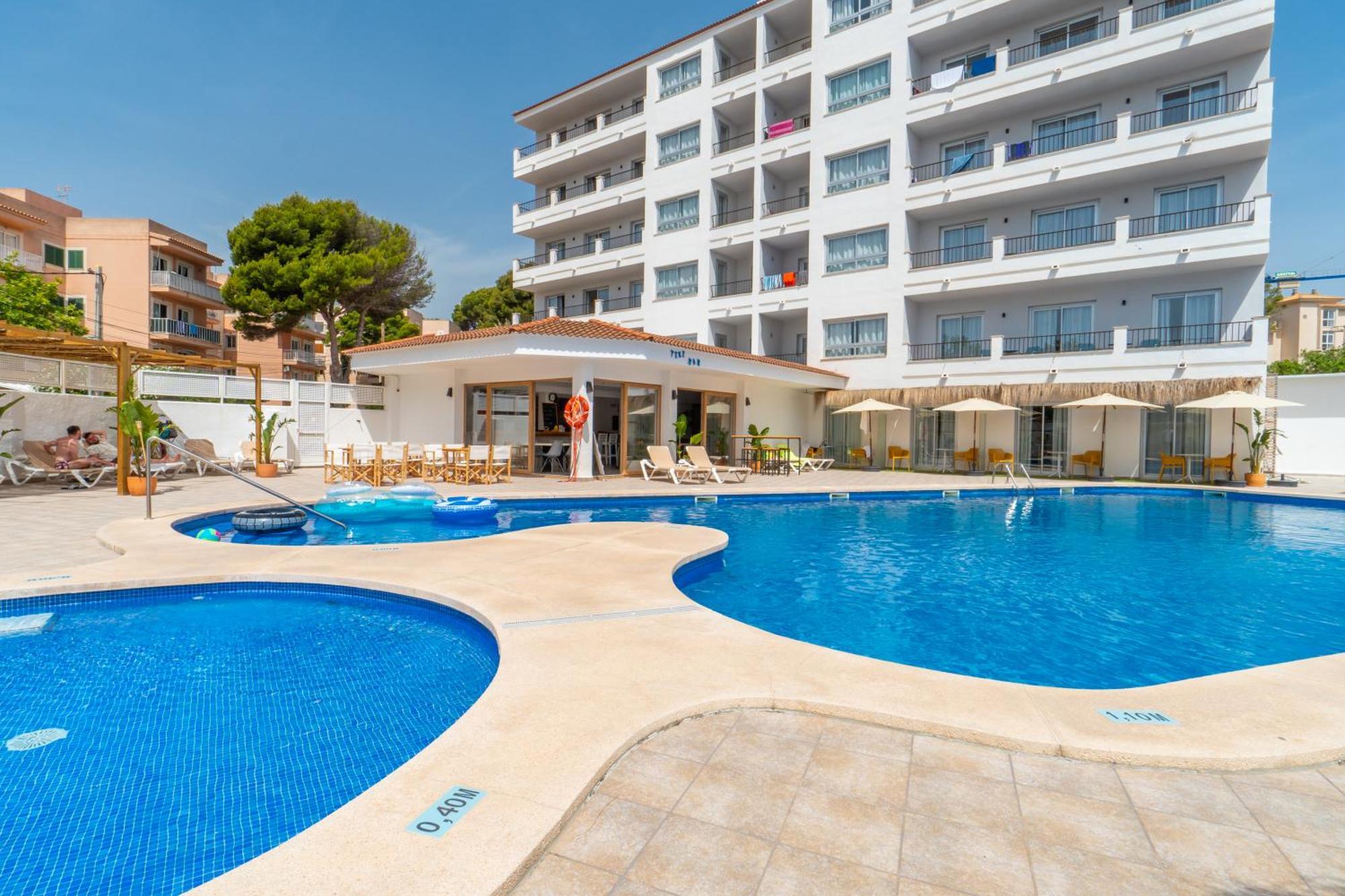 Alcina Hotel