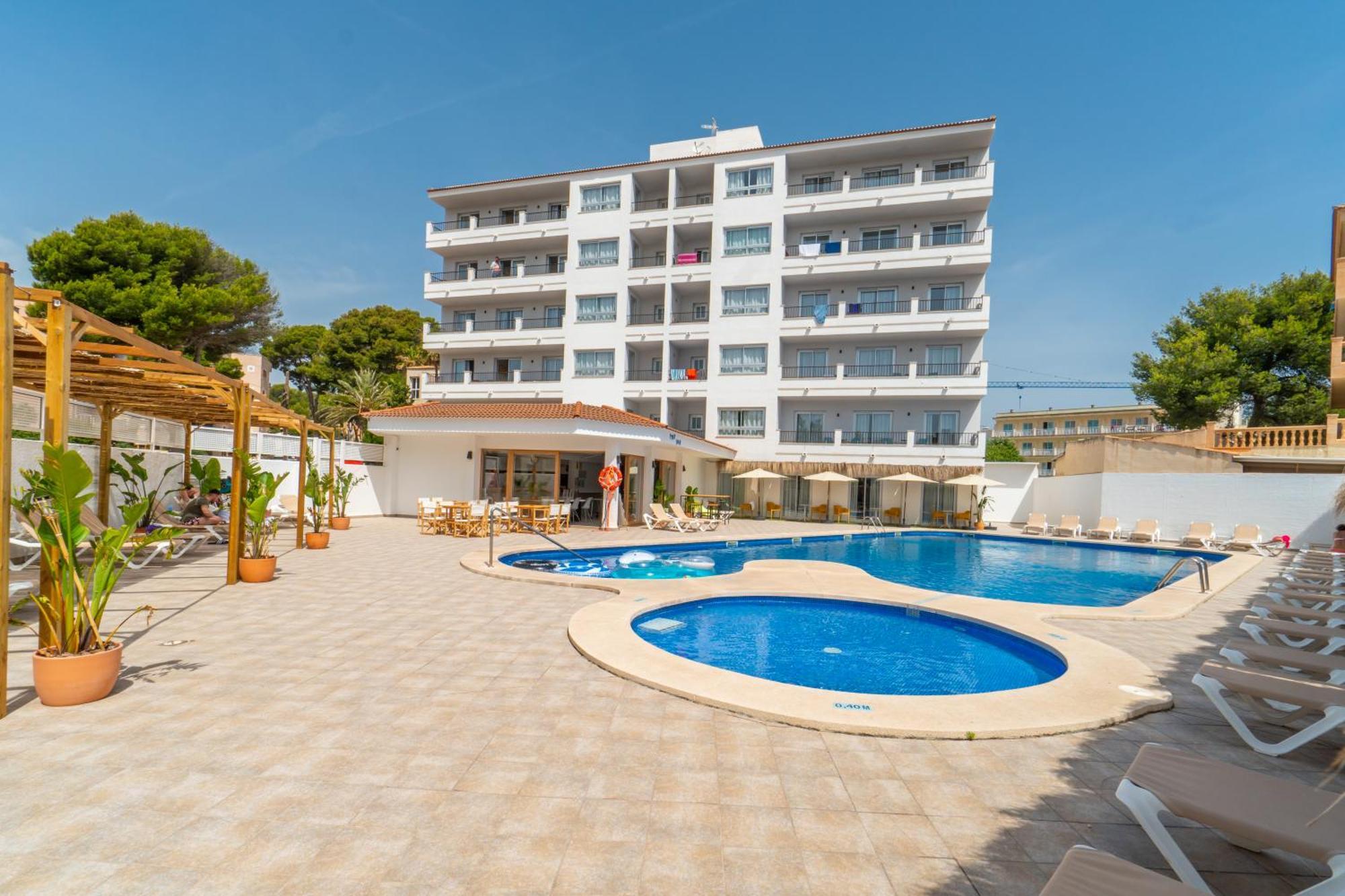 Hotel Alcina *