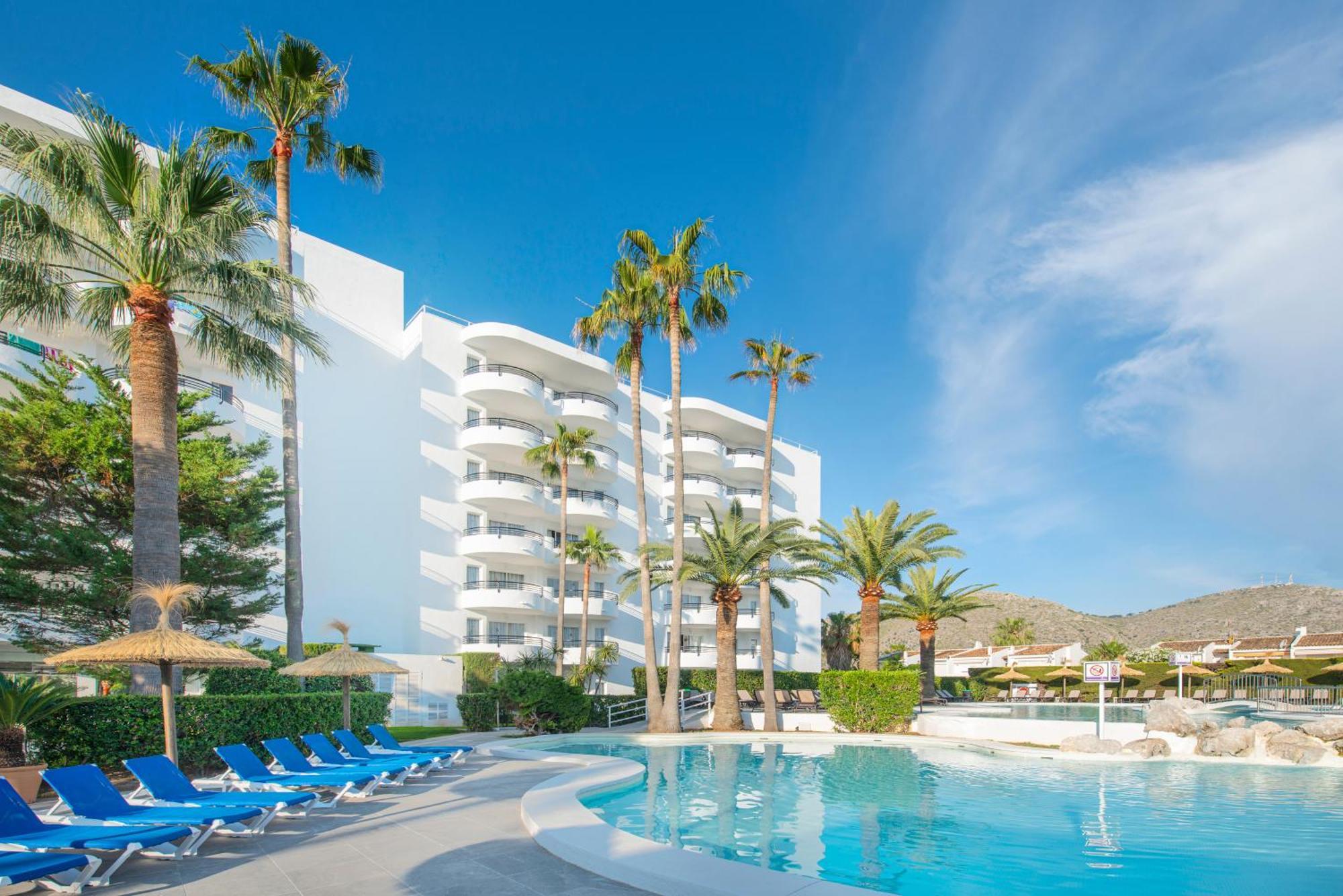 Alcúdia Apartahotel 3*