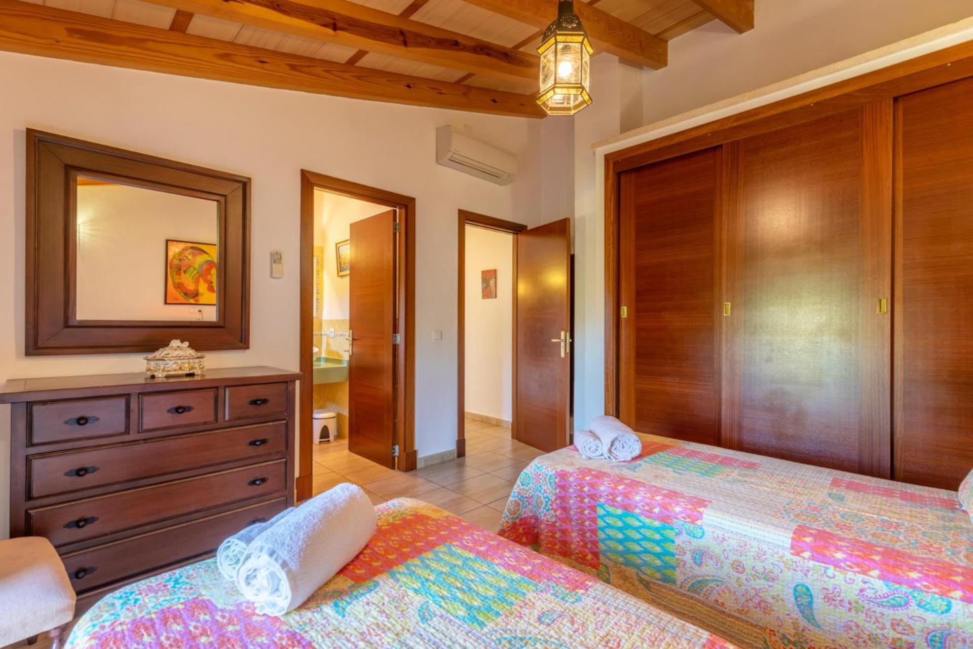 Villa Es Fasser By Vintage Travel