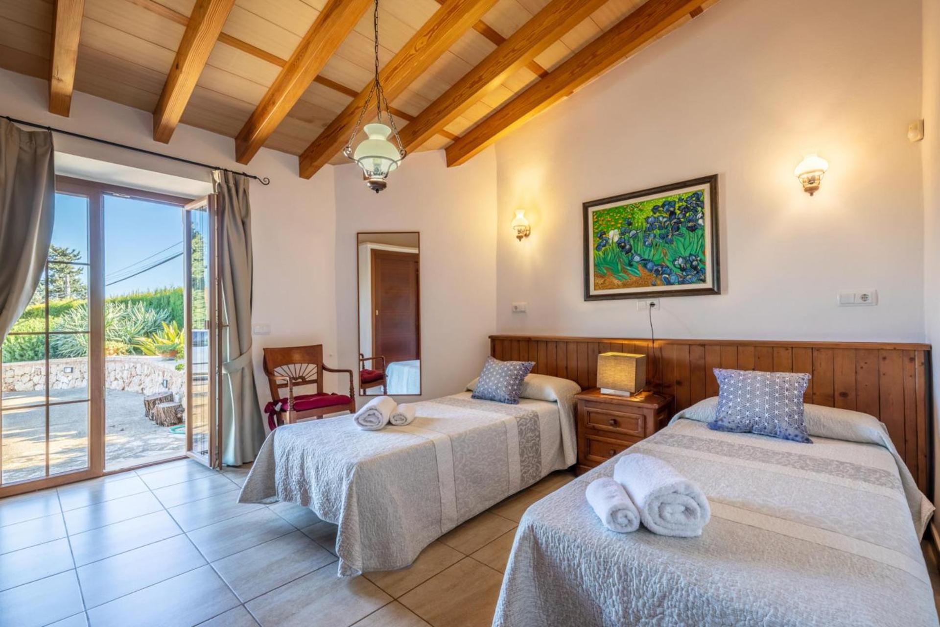 Es Fasser By Vintage Travel Villa *