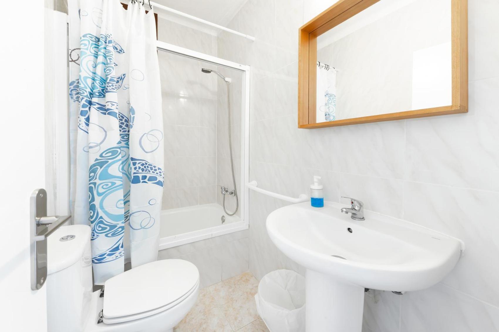 Hostal Cala Llombards * Cala Llombards