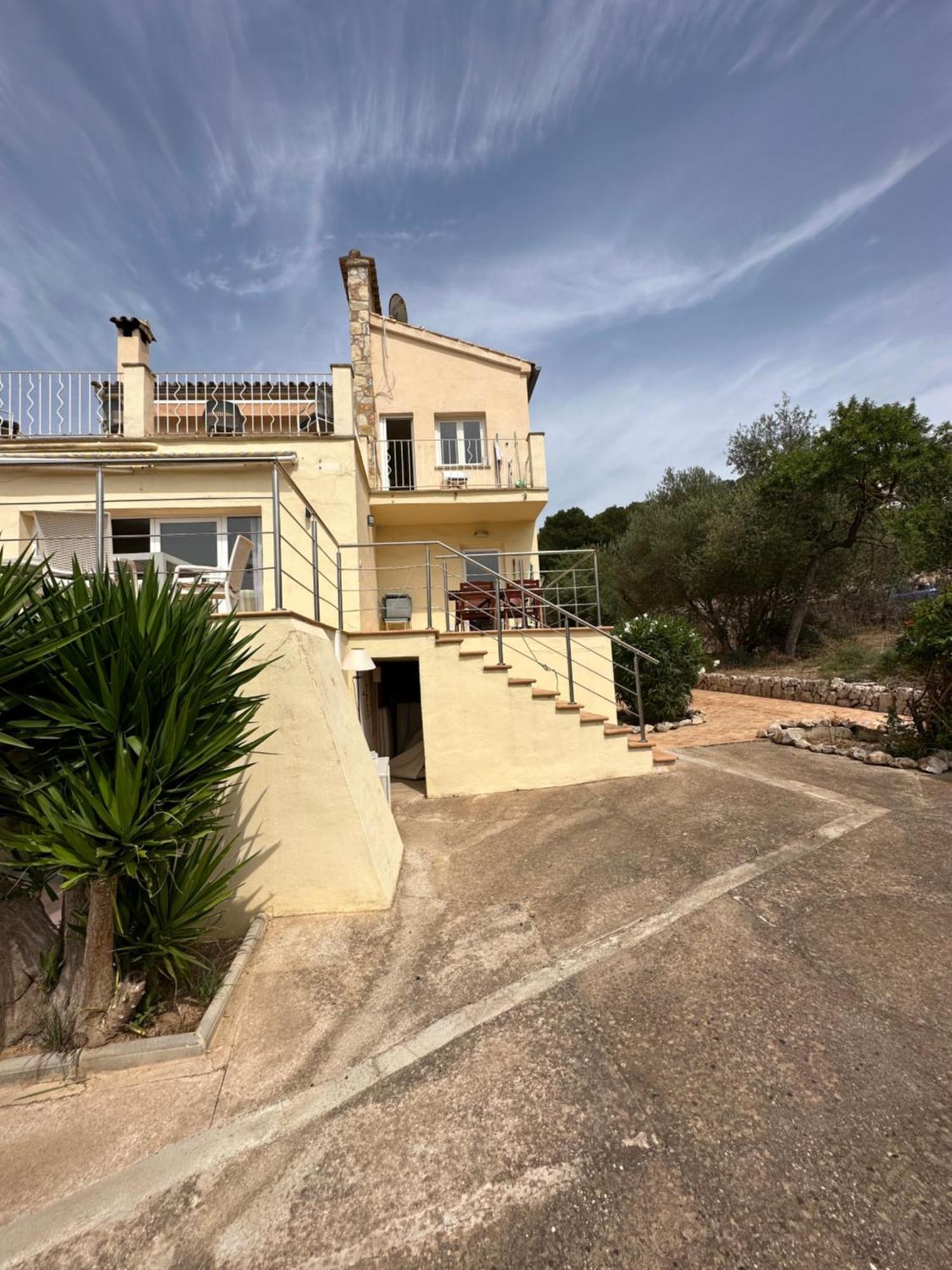 Сasa de vacaciones Port D'andratx Beautiful House, Swimming Pool & Jacuzzi 10-22 People