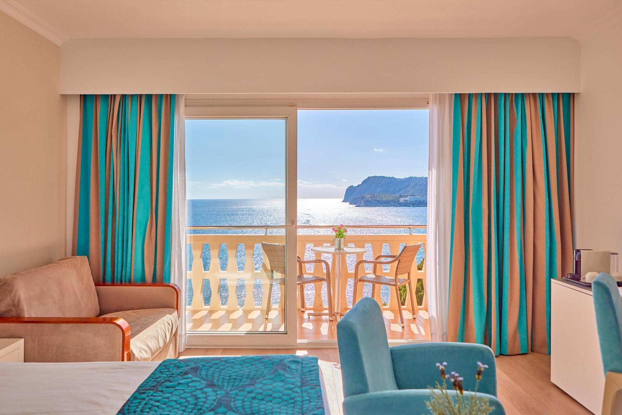 Universal Lido Park Hotel 4*