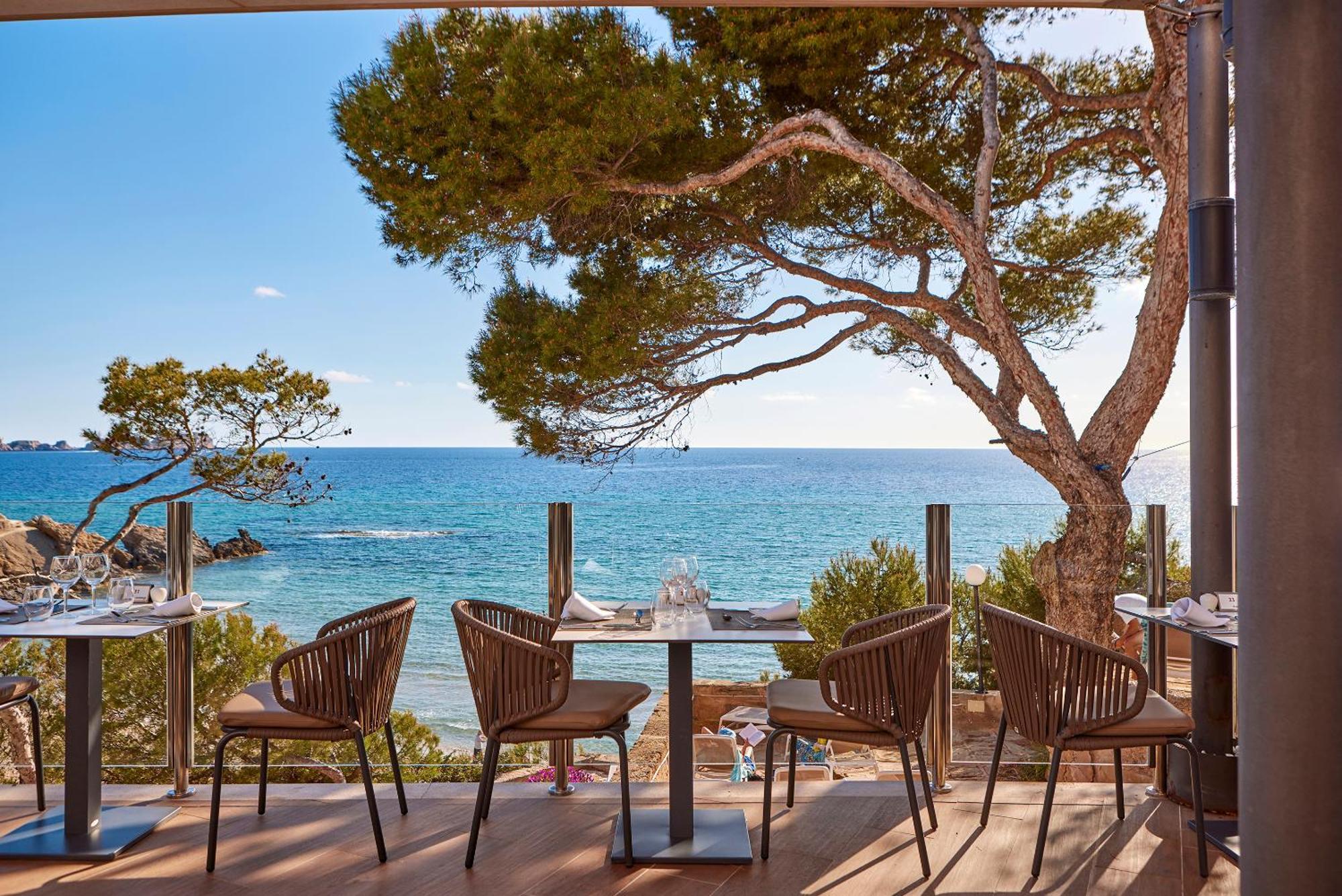 Universal Lido Park Hotel 4*
