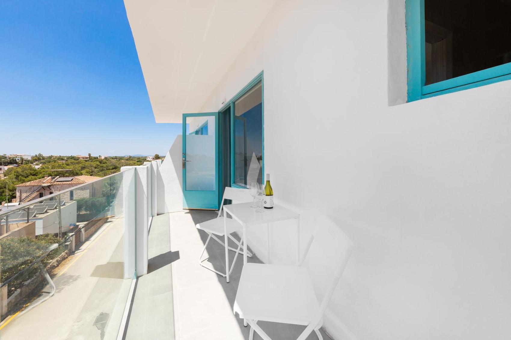 Hostal Cala Llombards Pensión