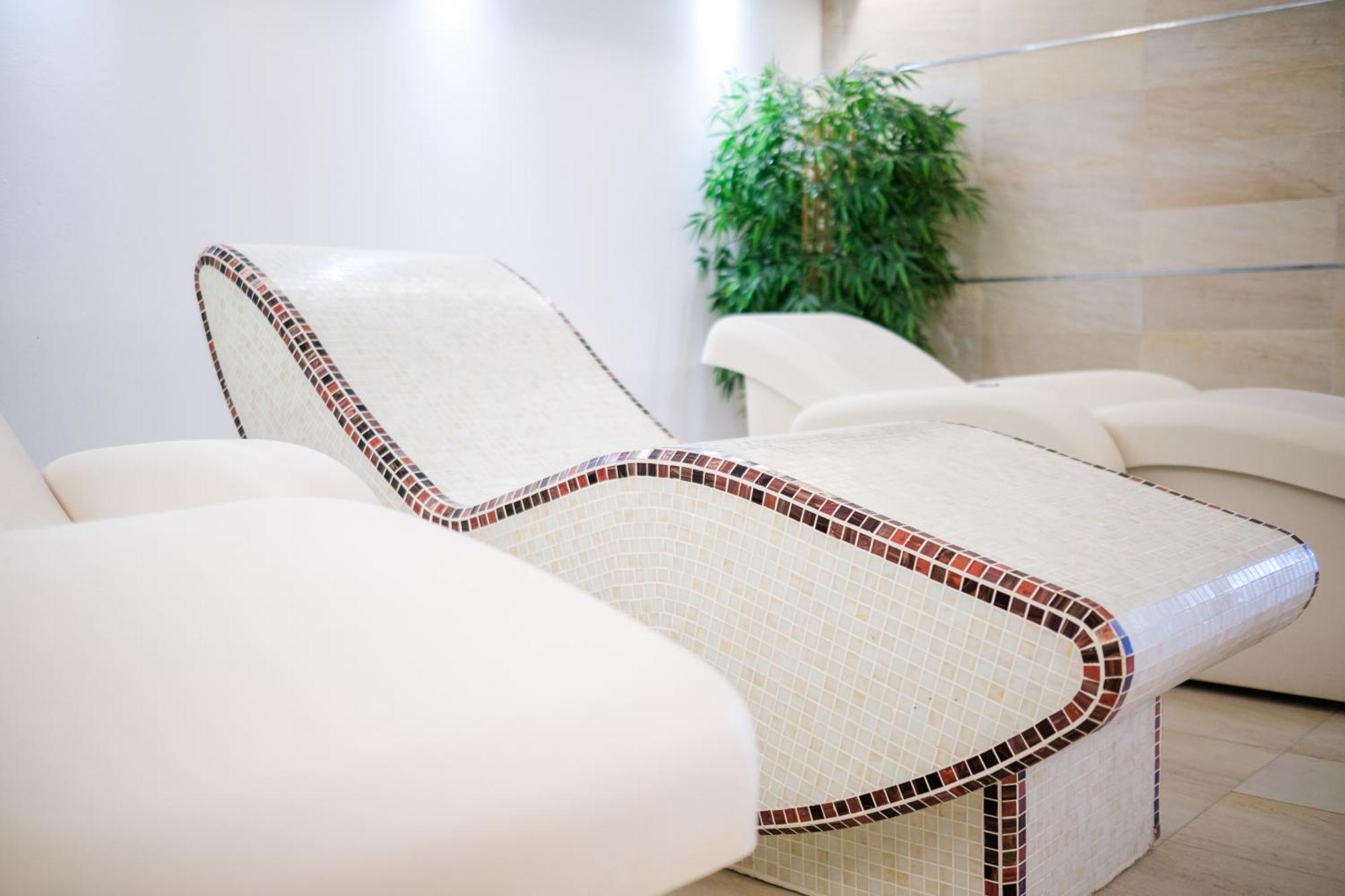 Chiquita - Adults Only - Over 12 Colonia de Sant Jordi