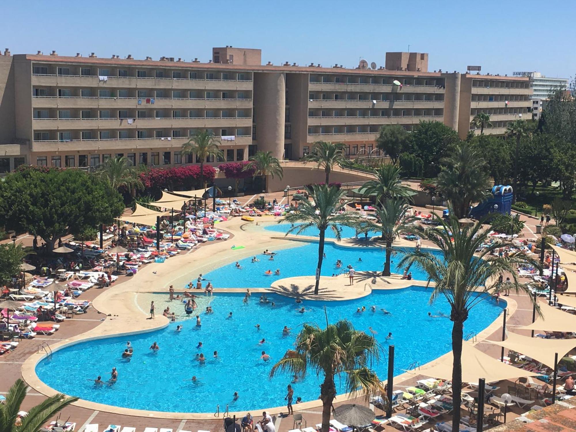 Club Cala Romani 3*