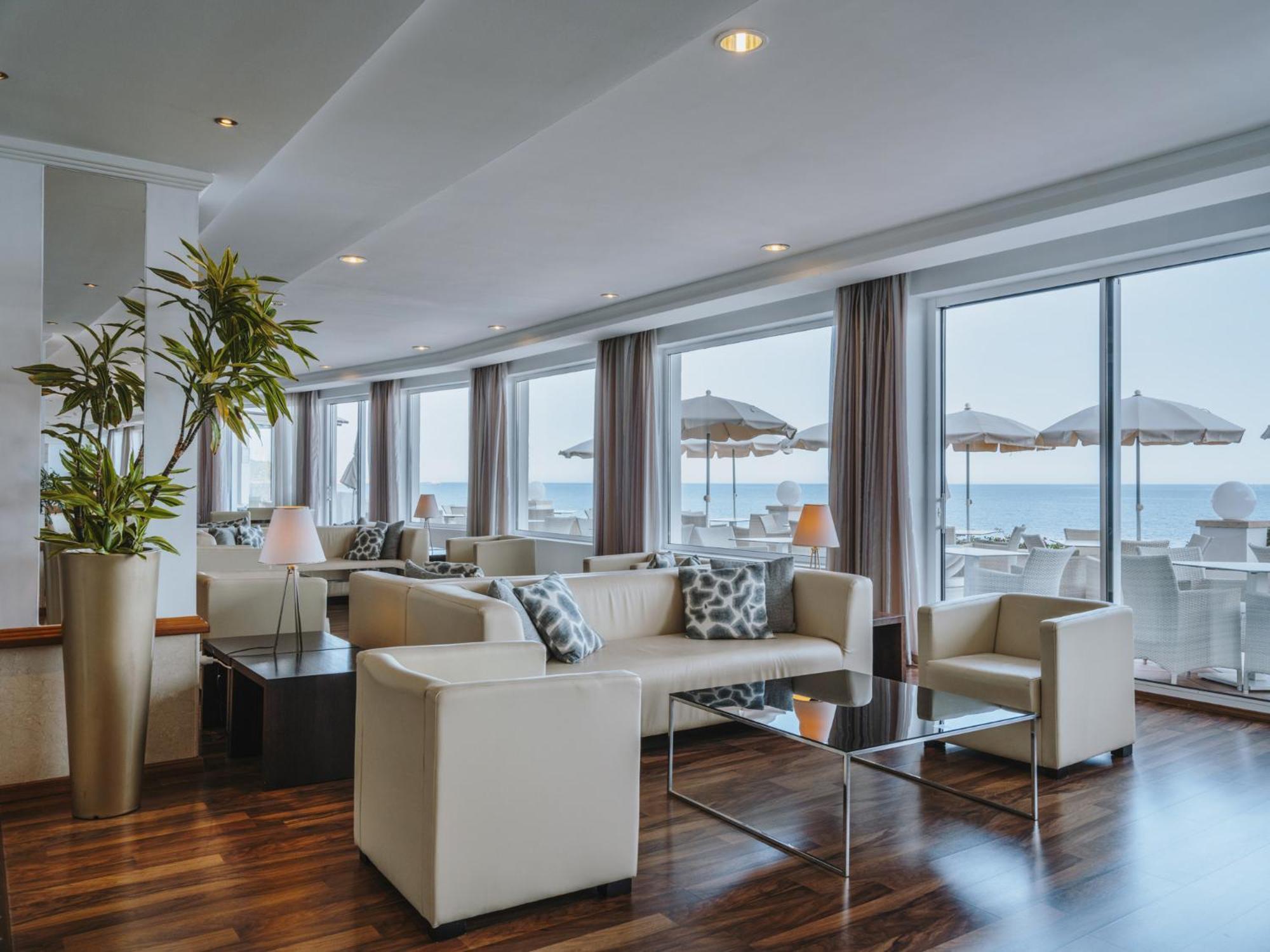 Grupotel Aguait & - Adults Only 4*