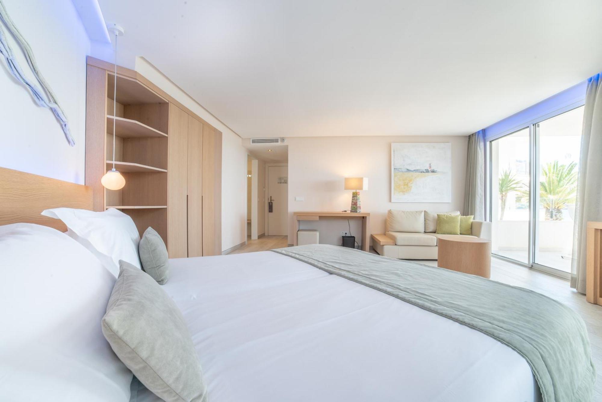 Melbeach & - Adults Only 4*