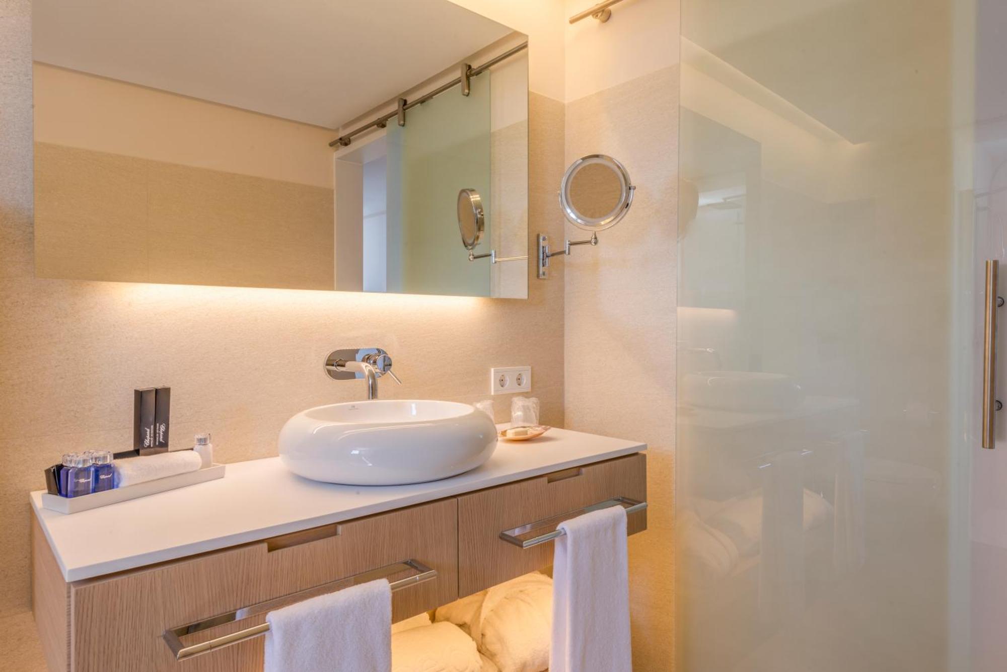Hotel Melbeach & - Adults Only