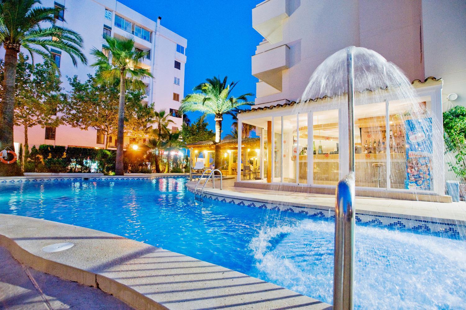 Hotel Cabot Cap De Mar Cala Bona (Mallorca)