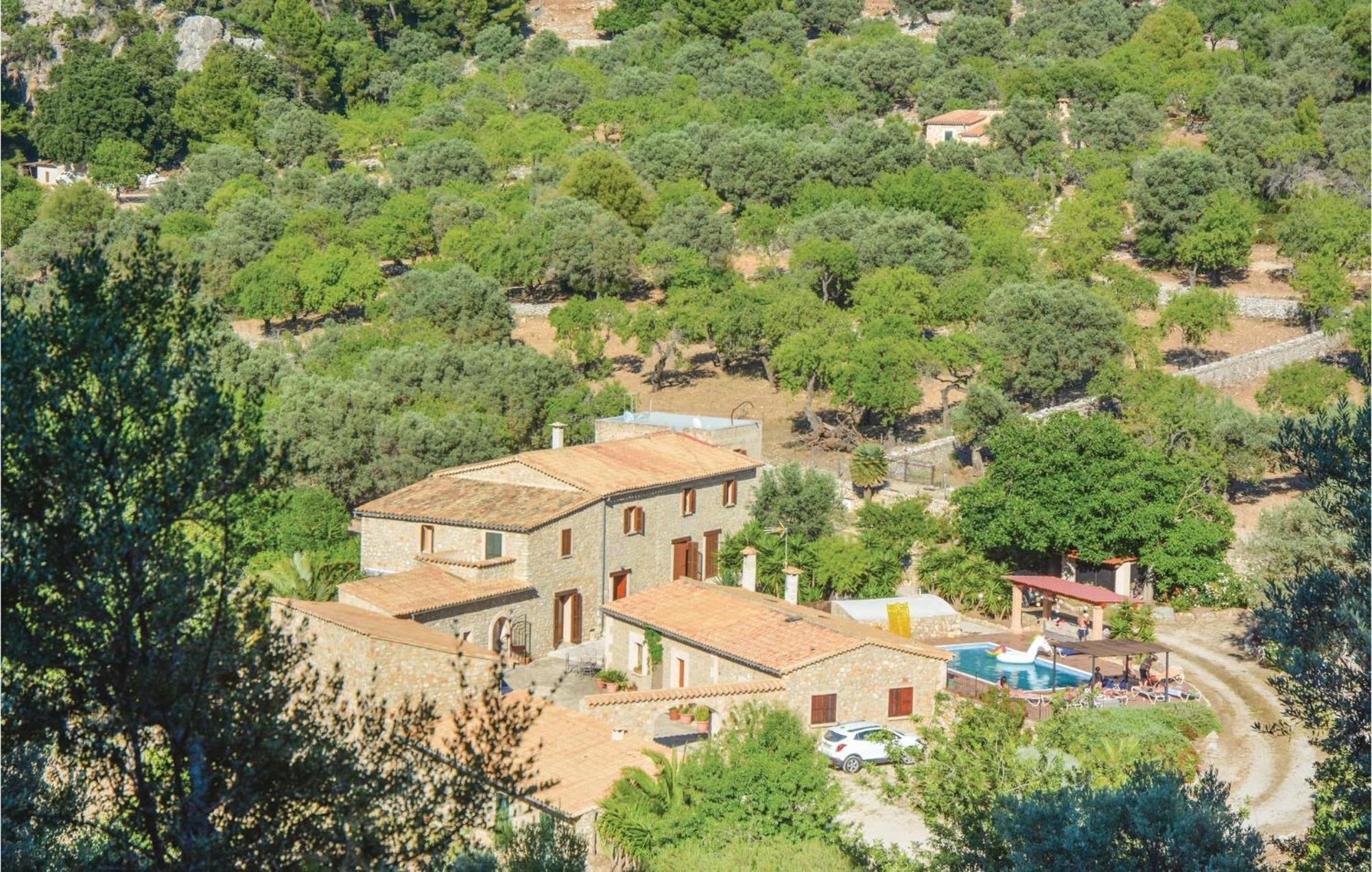 Сasa de vacaciones 6 Bedroom Amazing In Estellencs Estellencs (Estellenchs)