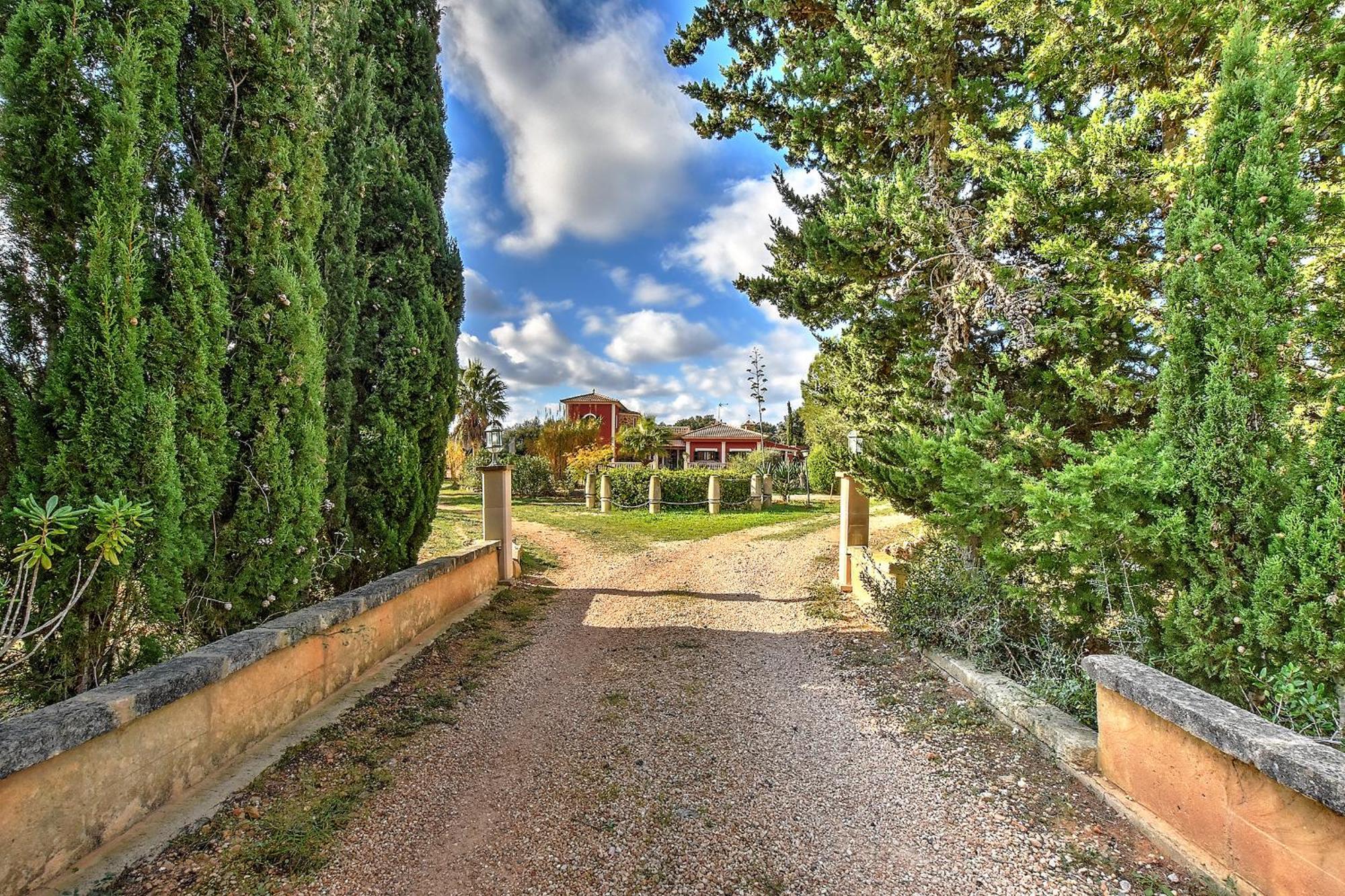 Villa Segundo *