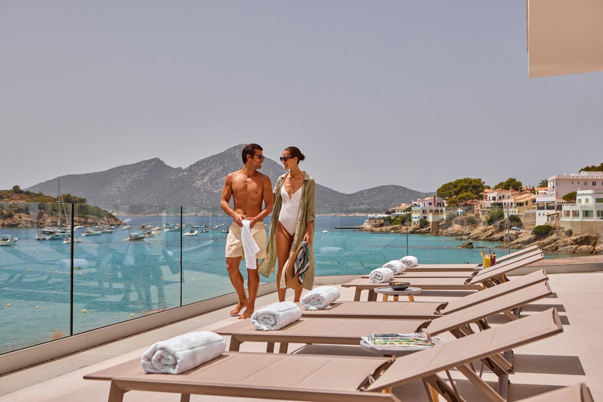 Hotel Universal Aquamarin 4*