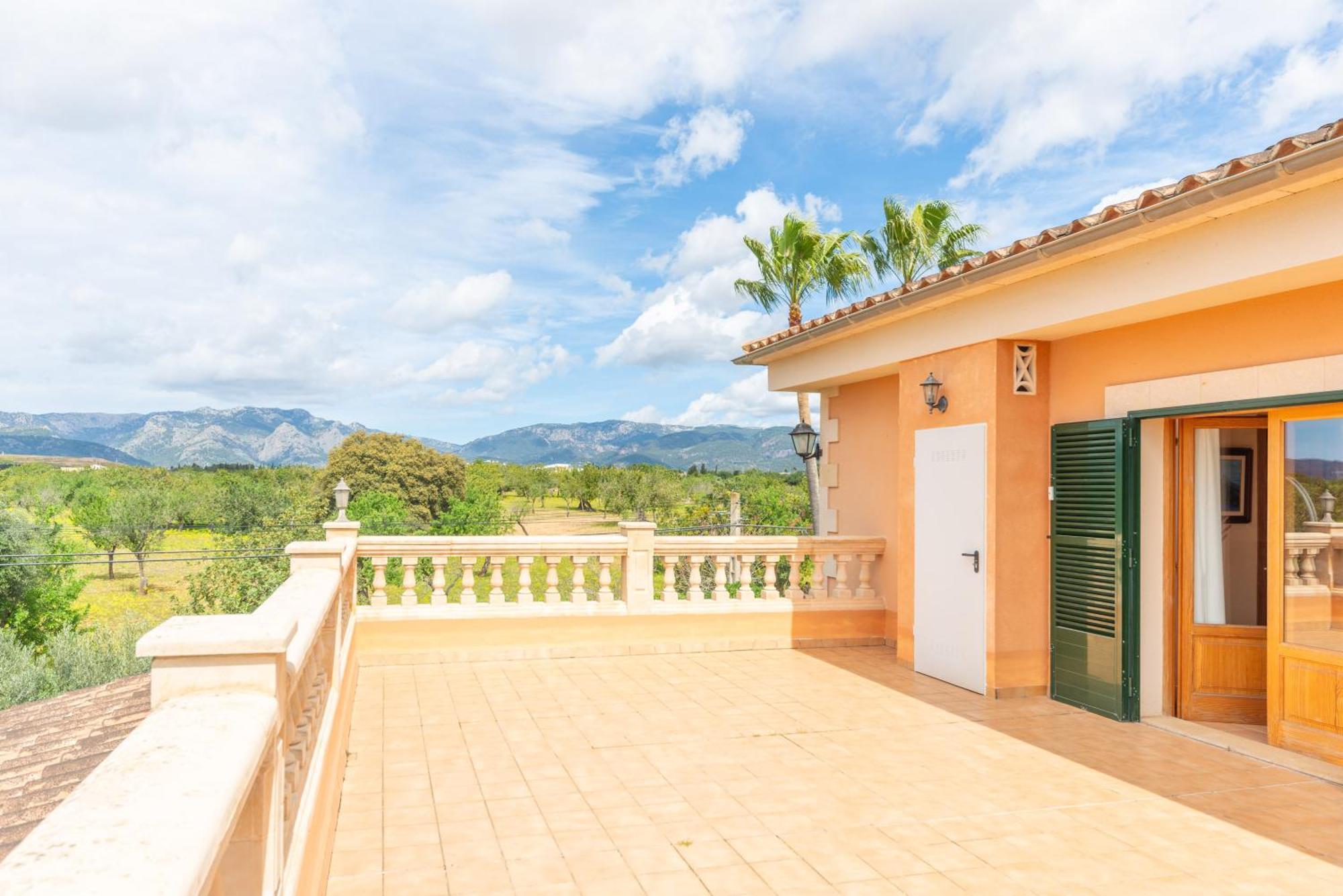 Villa Es Garroveret *