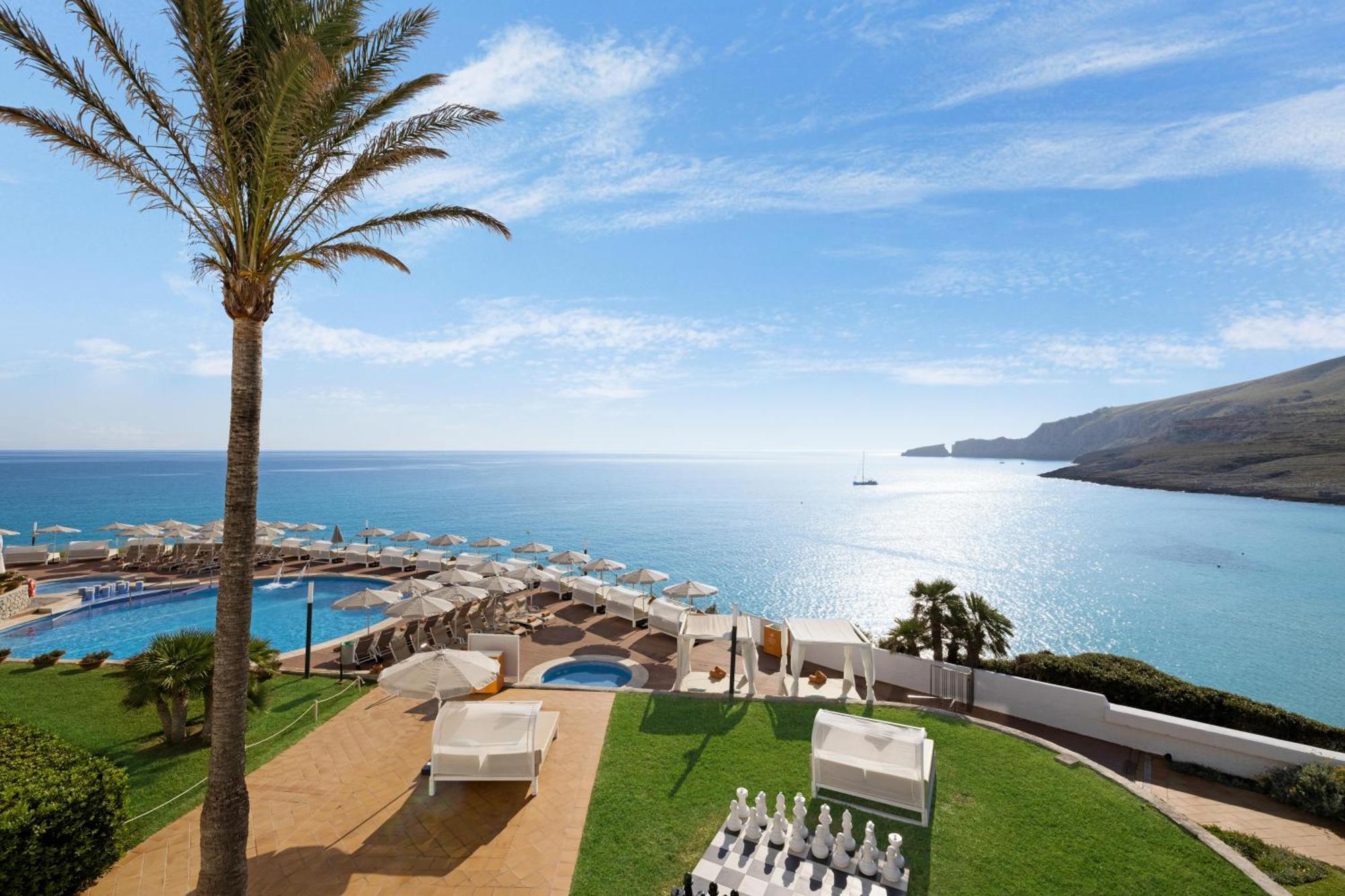 Viva Cala Mesquida & 4*