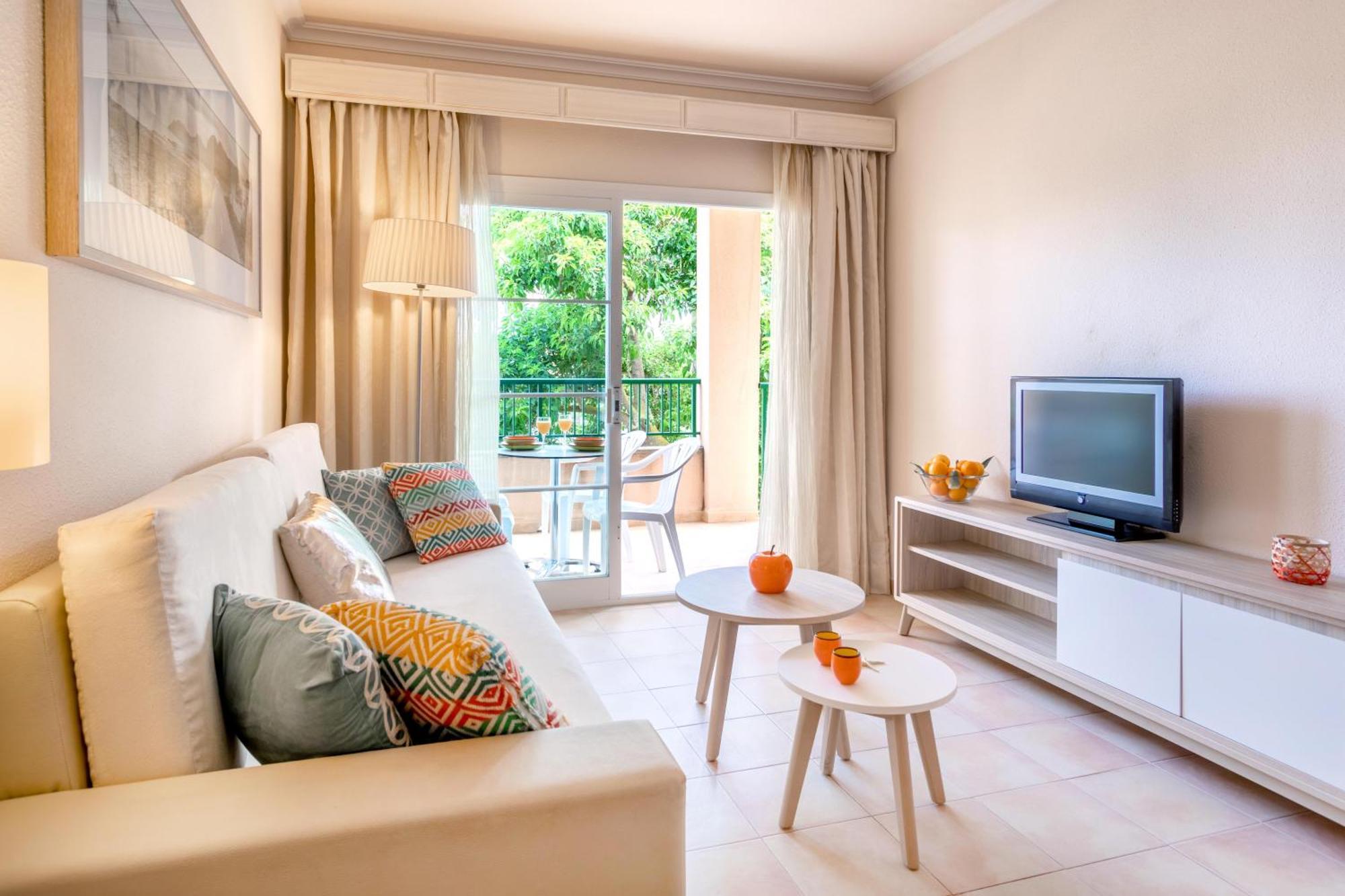 Resort Viva Cala Mesquida & 4*