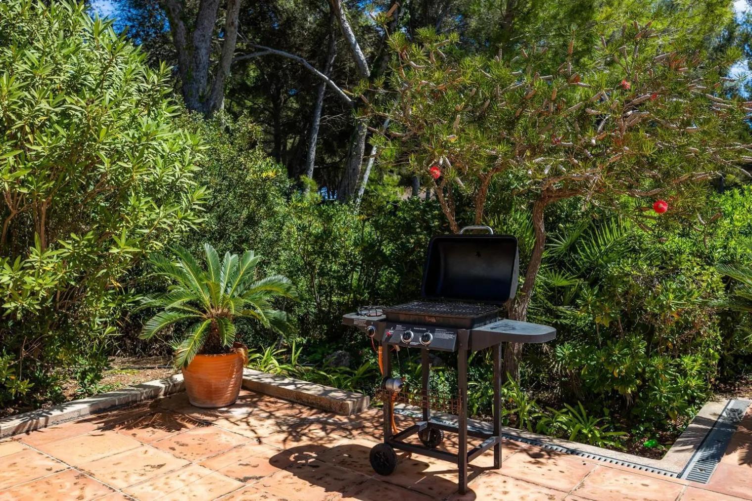 Casa Aladern On The Mhm Villa Font de sa Cala