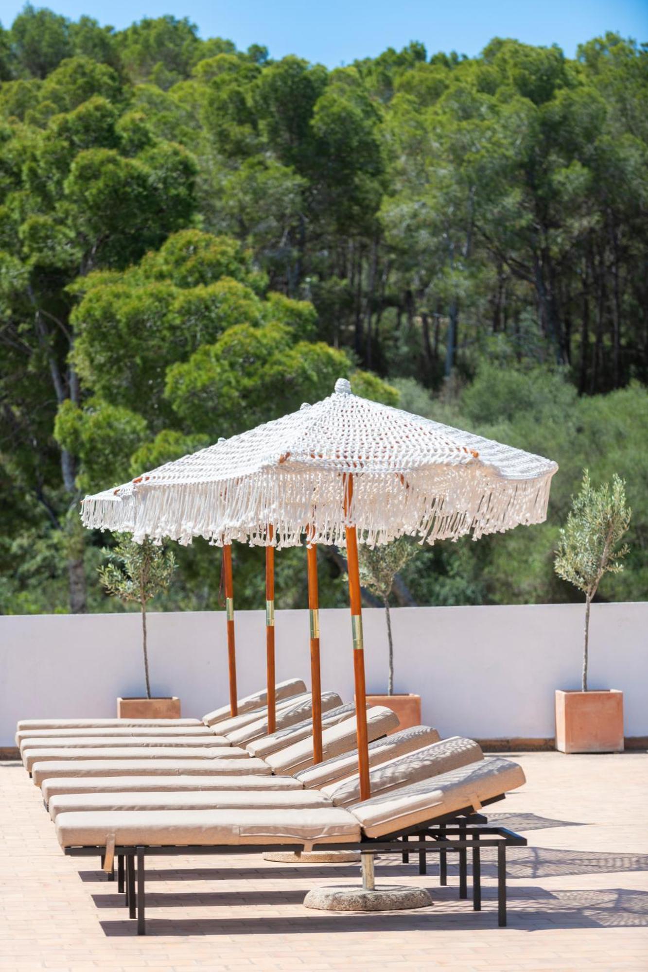 Cala Fornells Hotel 4*